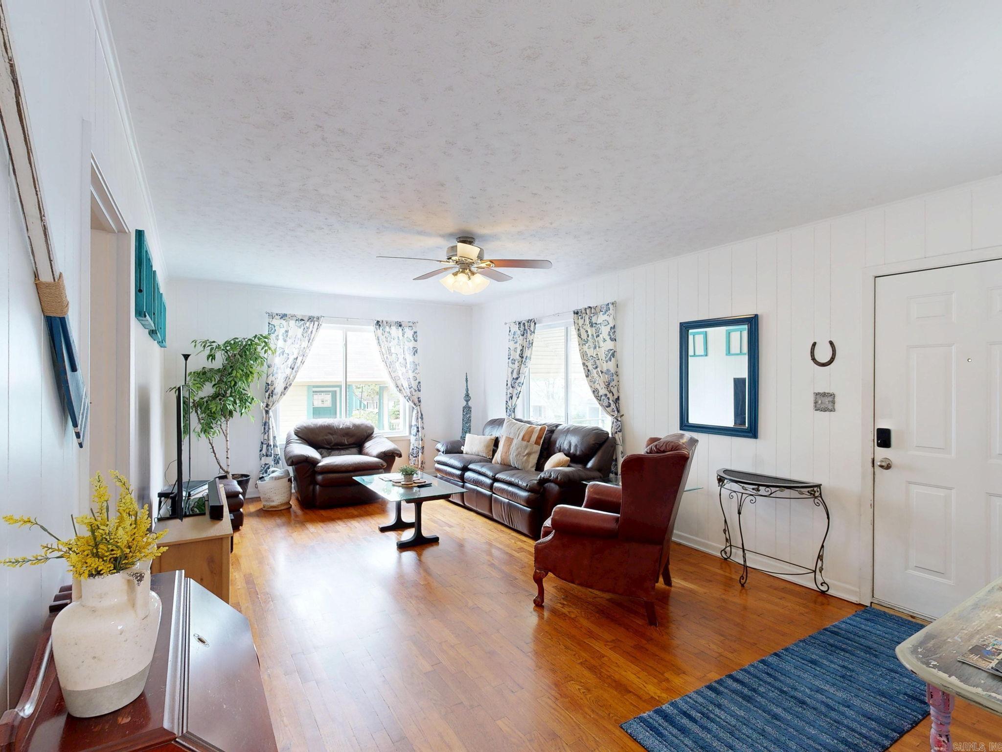 303 Richard Street Property Photo 37