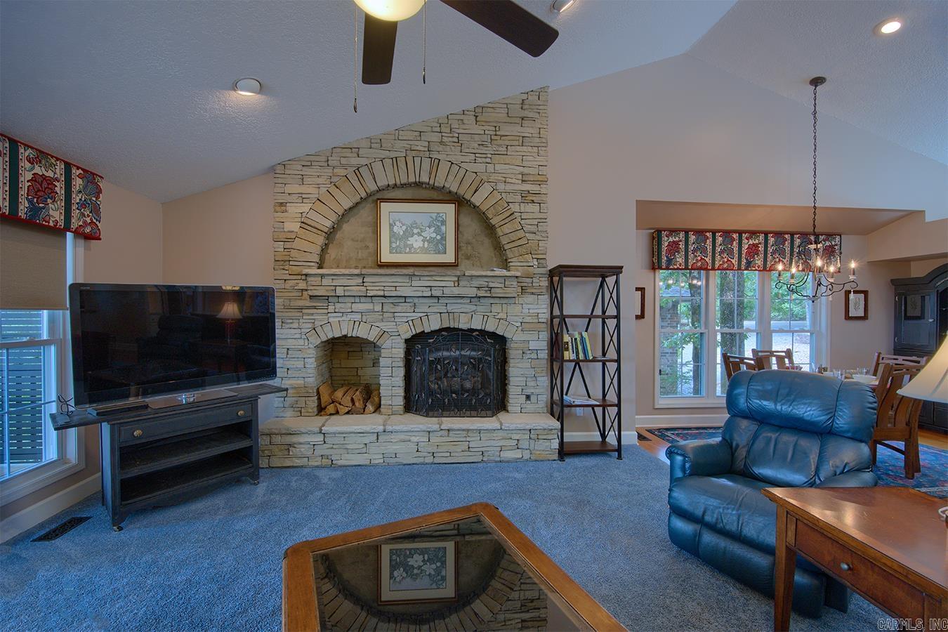 31 Derecho Way Property Photo 13