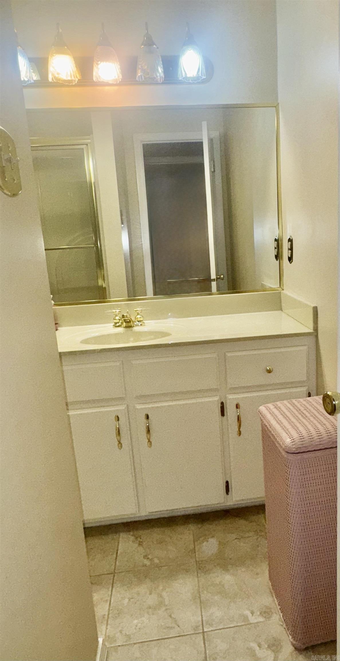 5 Briarwood Lane Property Photo 16