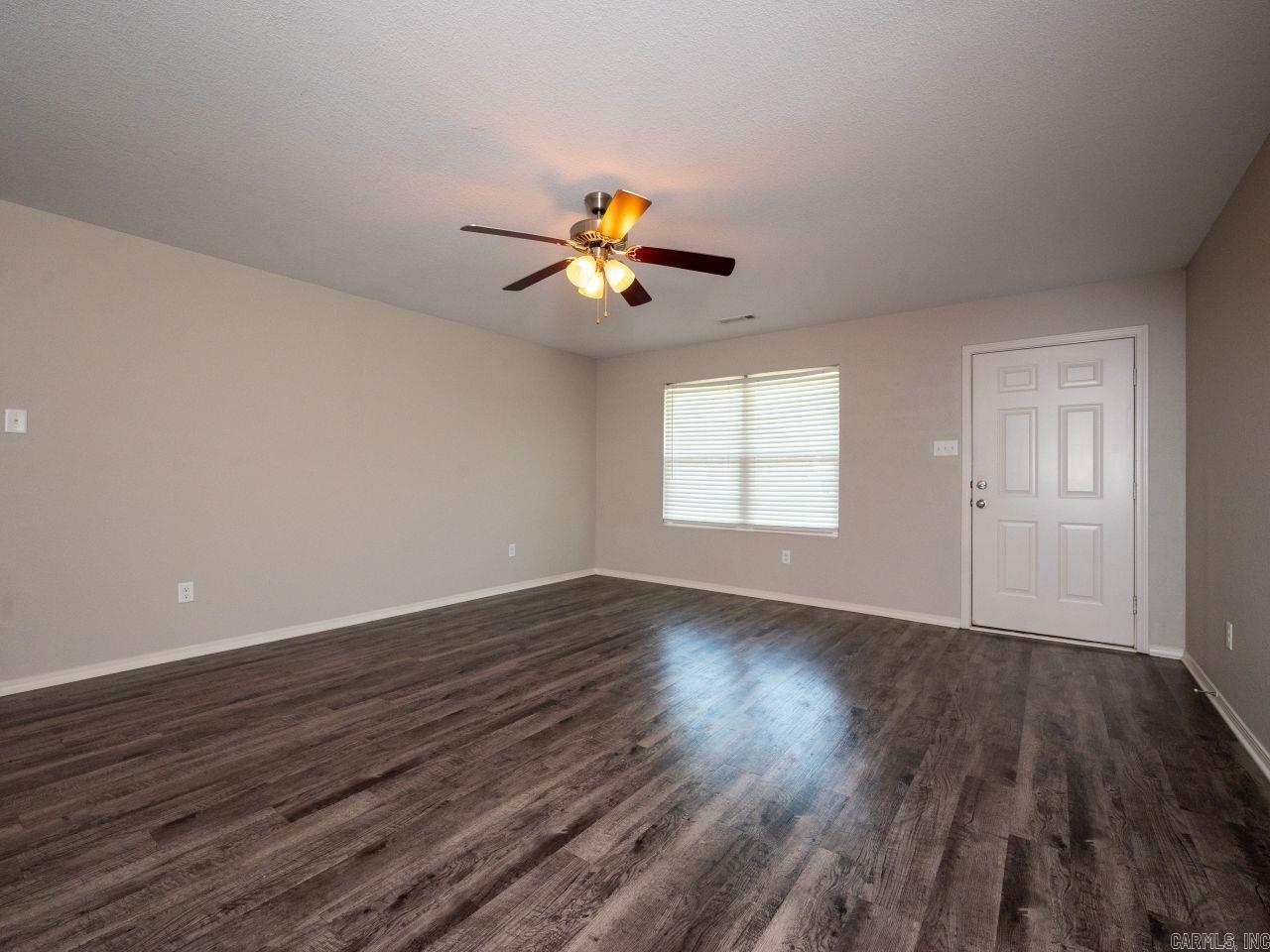 15 Cedar Creek Cove Property Photo 3