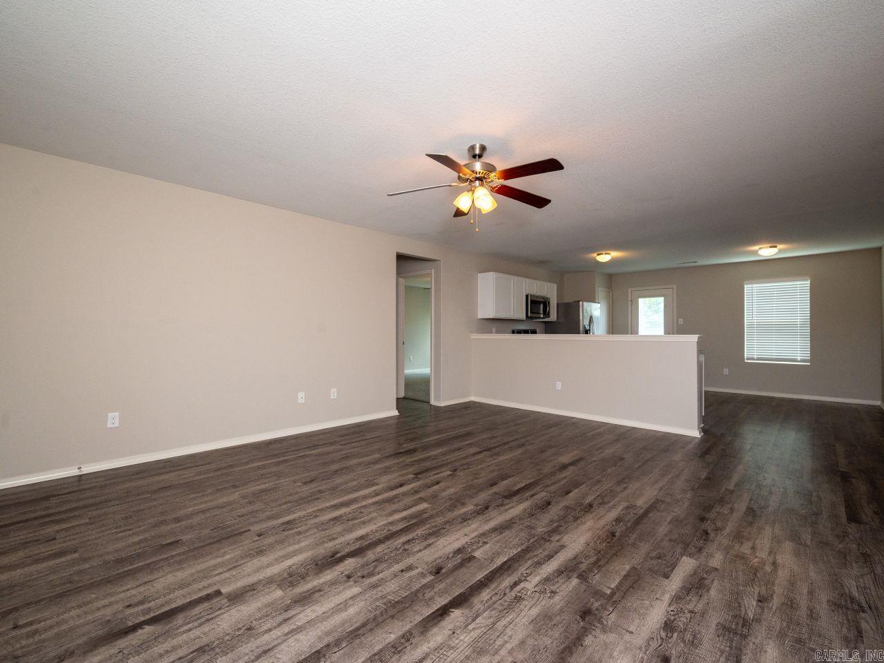 15 Cedar Creek Cove Property Photo 4