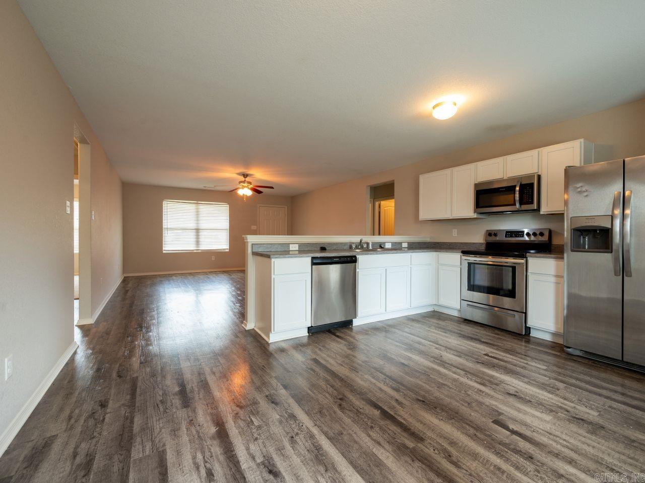 15 Cedar Creek Cove Property Photo 6
