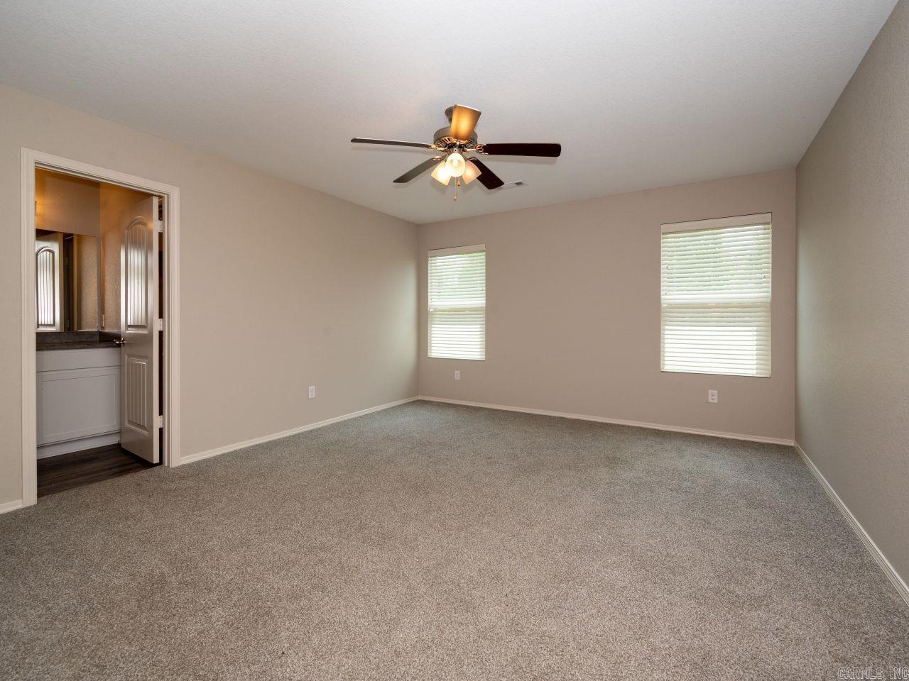 15 Cedar Creek Cove Property Photo 9