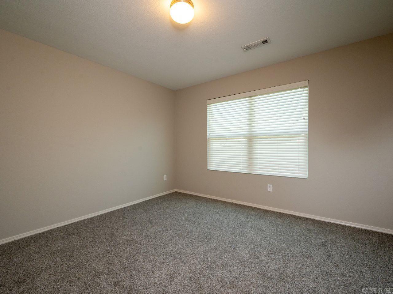 15 Cedar Creek Cove Property Photo 14