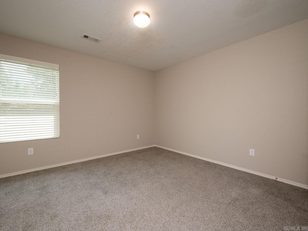 15 Cedar Creek Cove Property Photo 17