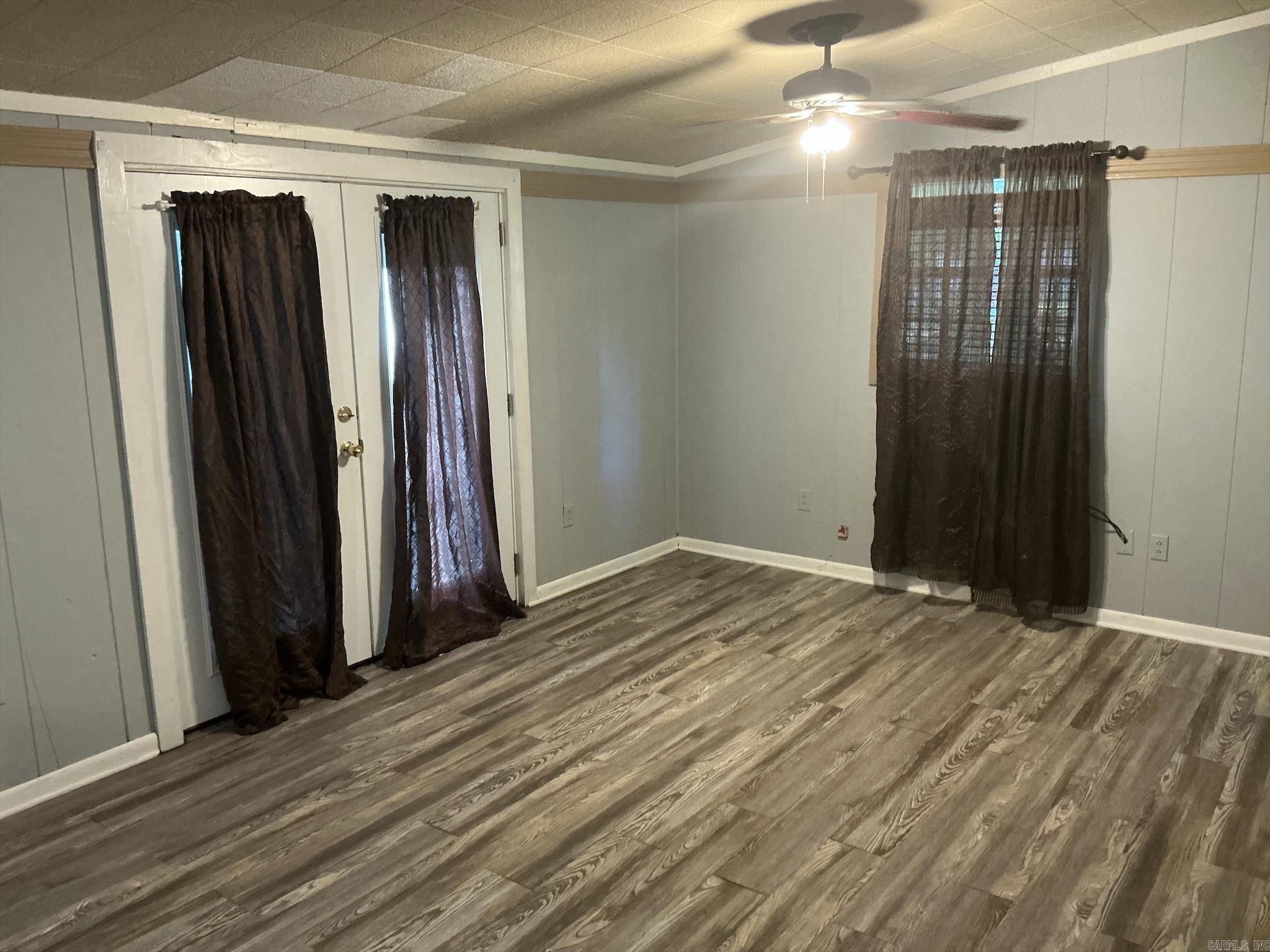 905 Oak Street Property Photo 21