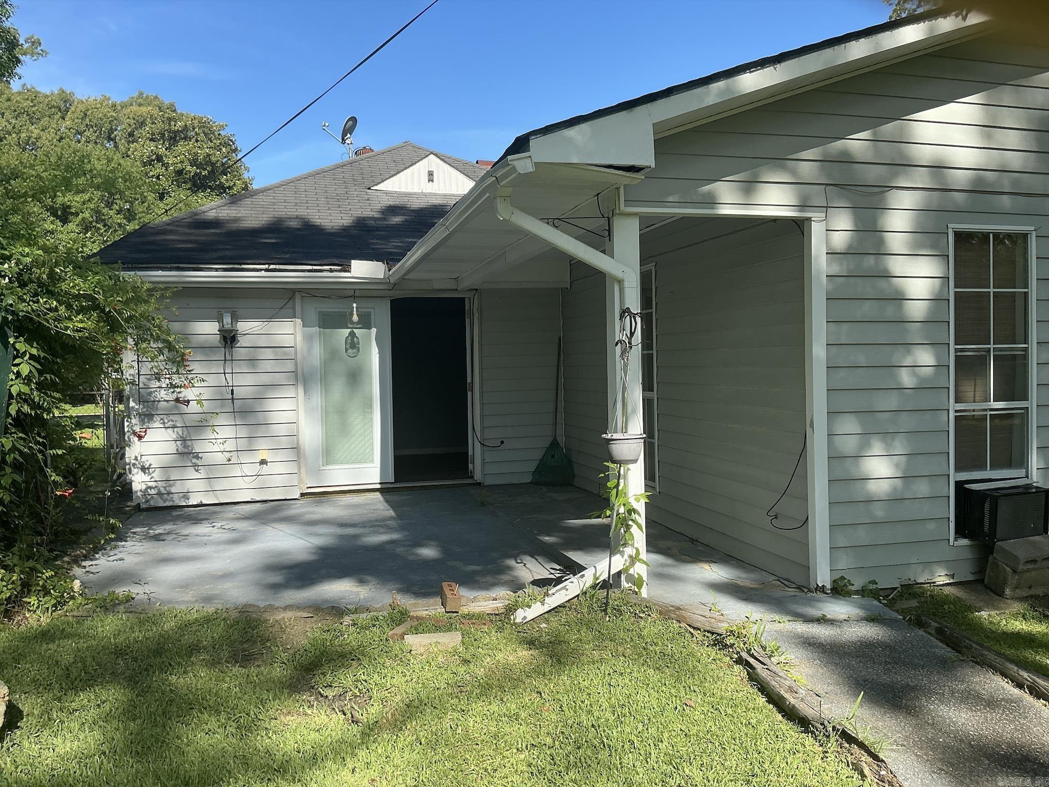905 Oak Street Property Photo 34