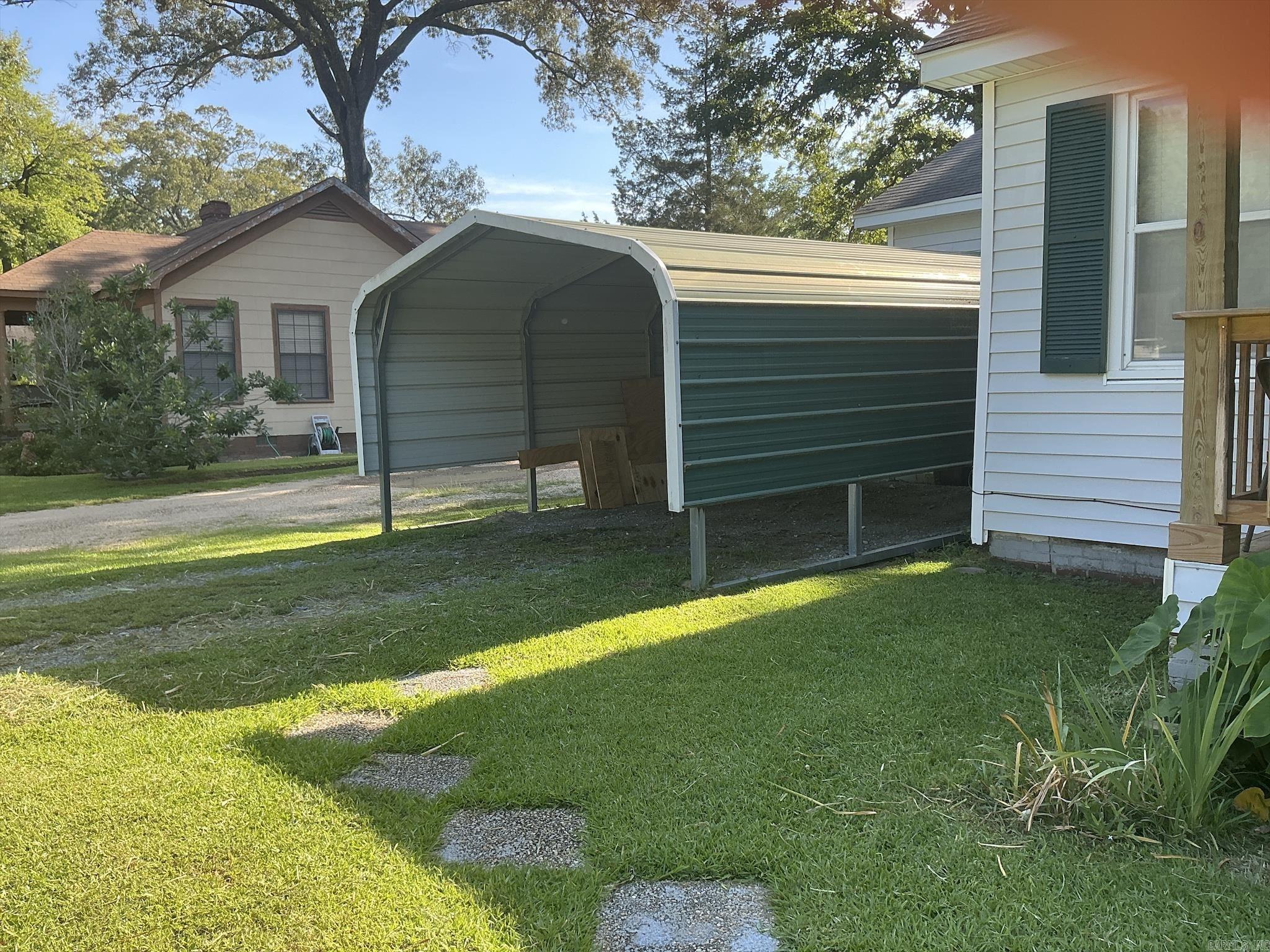 905 Oak Street Property Photo 47