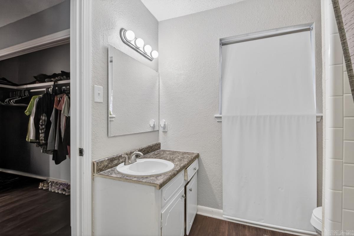 1820 Aztec Drive Property Photo 20