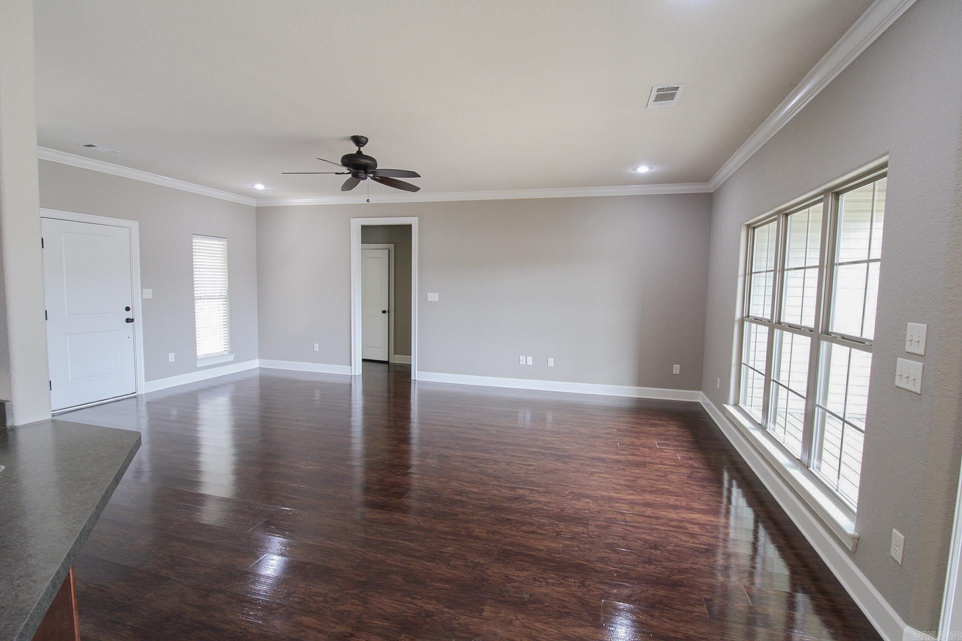 2240 Shadow Falls Drive Property Photo 4