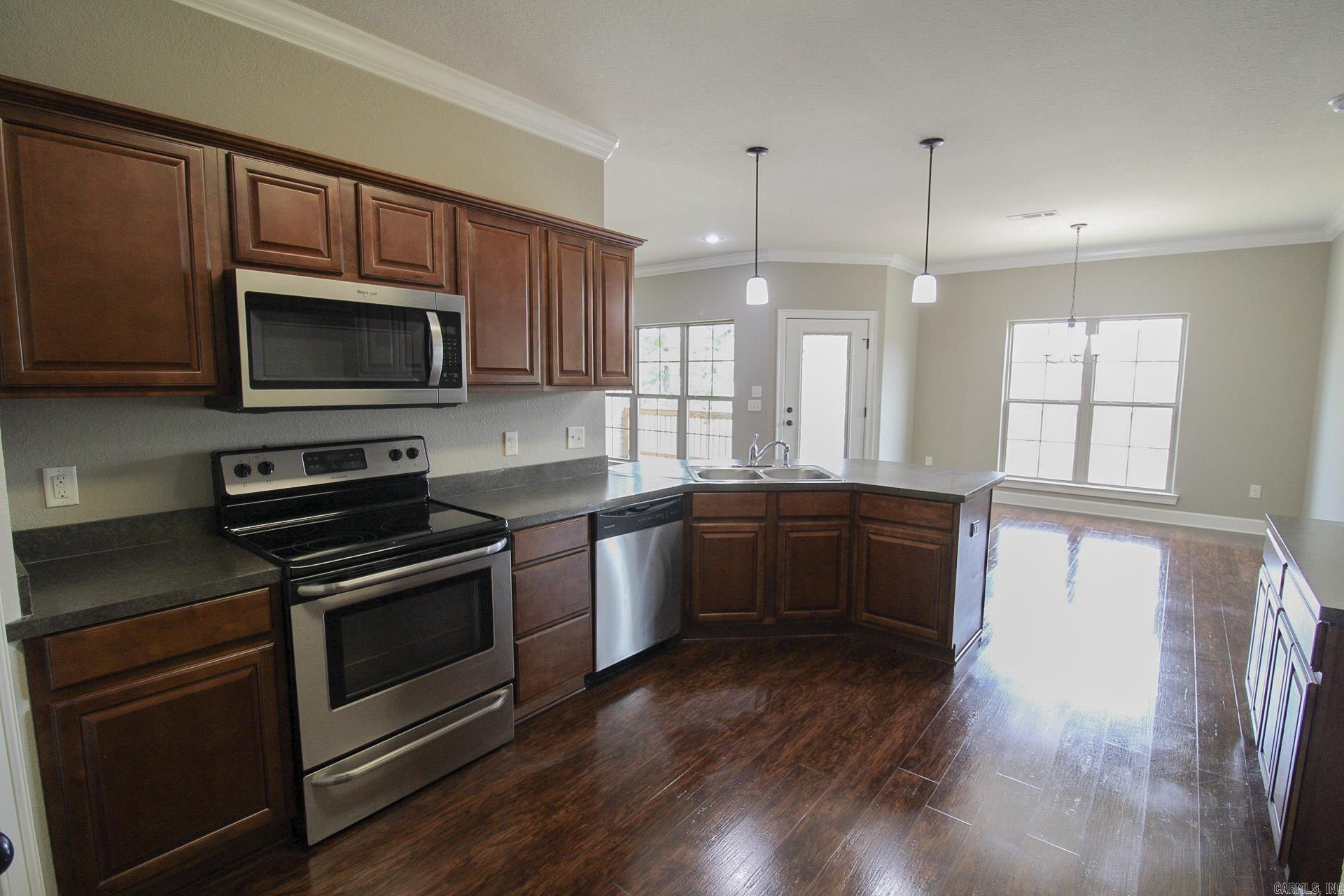 2240 Shadow Falls Drive Property Photo 6