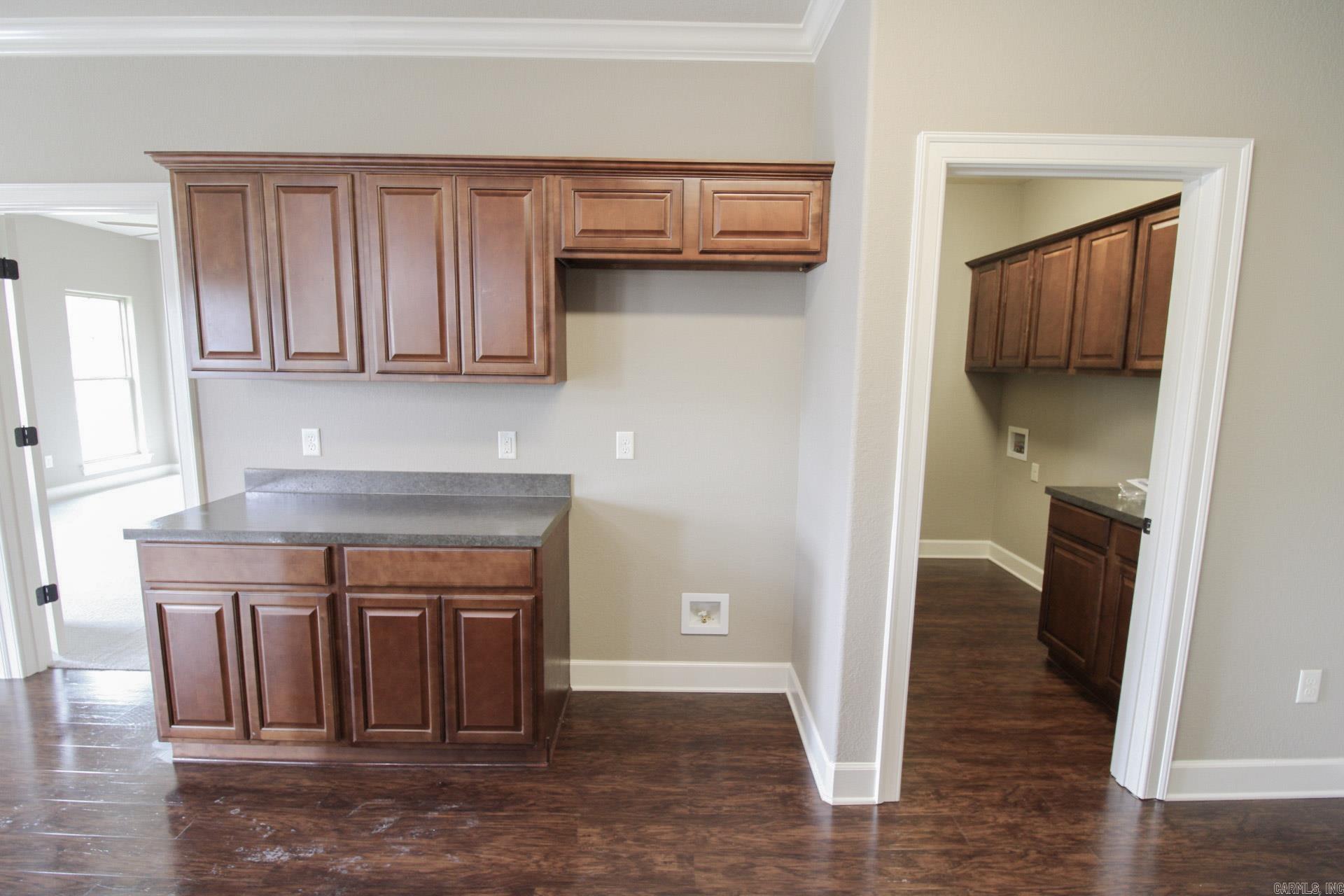 2240 Shadow Falls Drive Property Photo 7