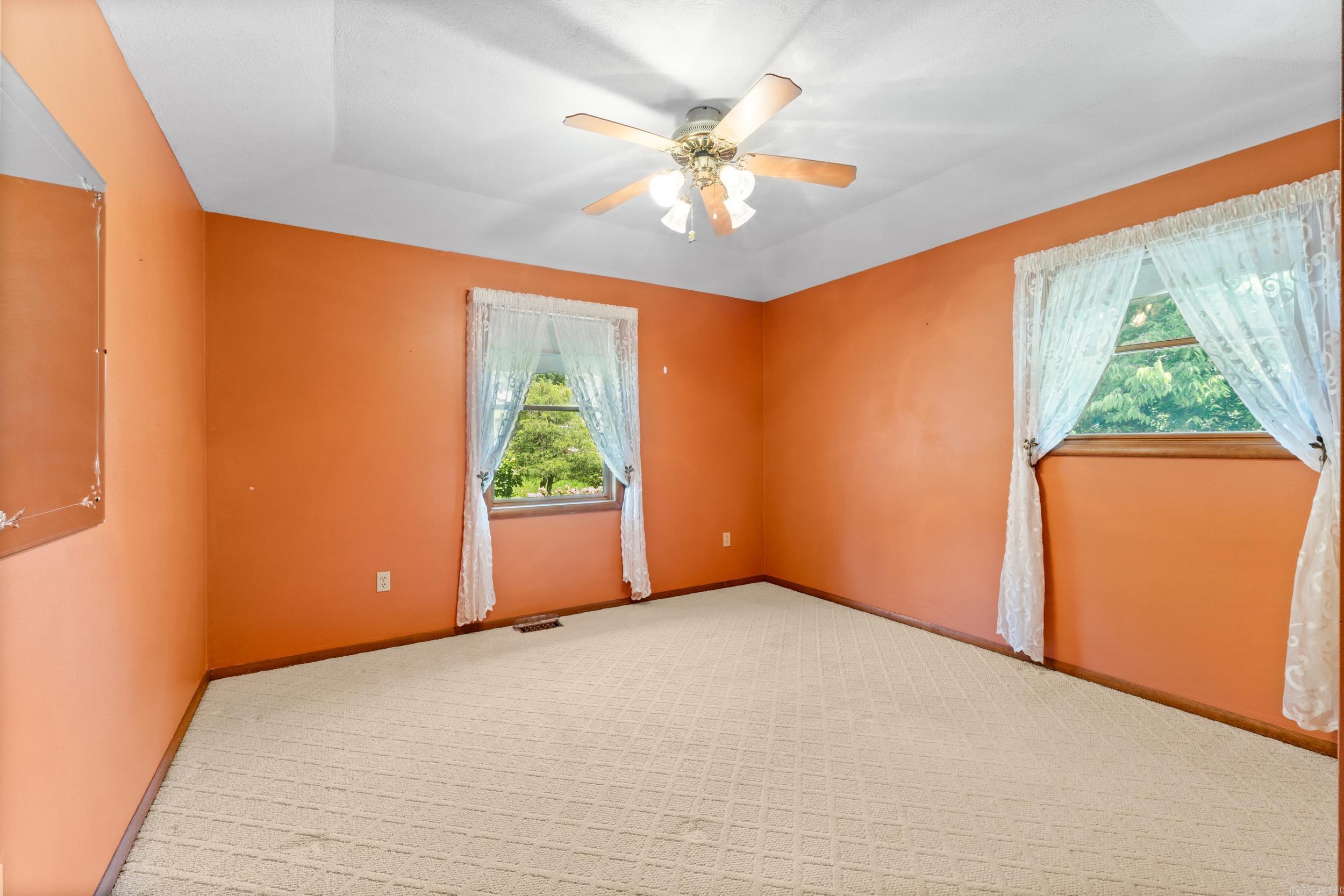 908 Baffy Drive Property Photo 14