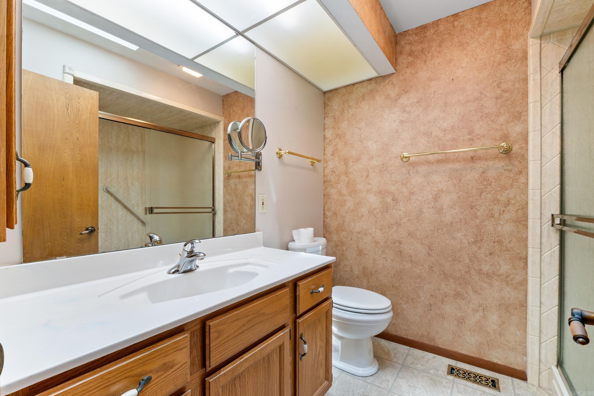 908 Baffy Drive Property Photo 18