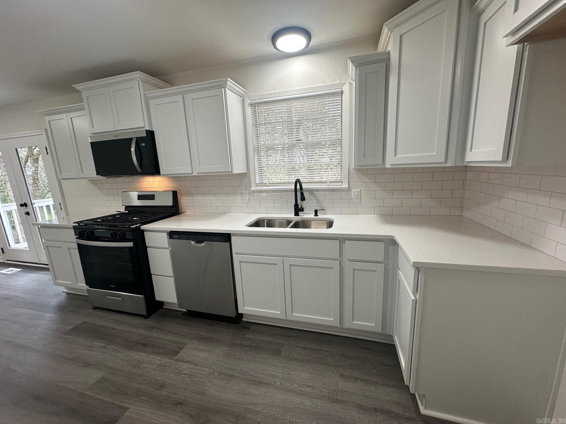 4700 Vine Street Property Photo 5
