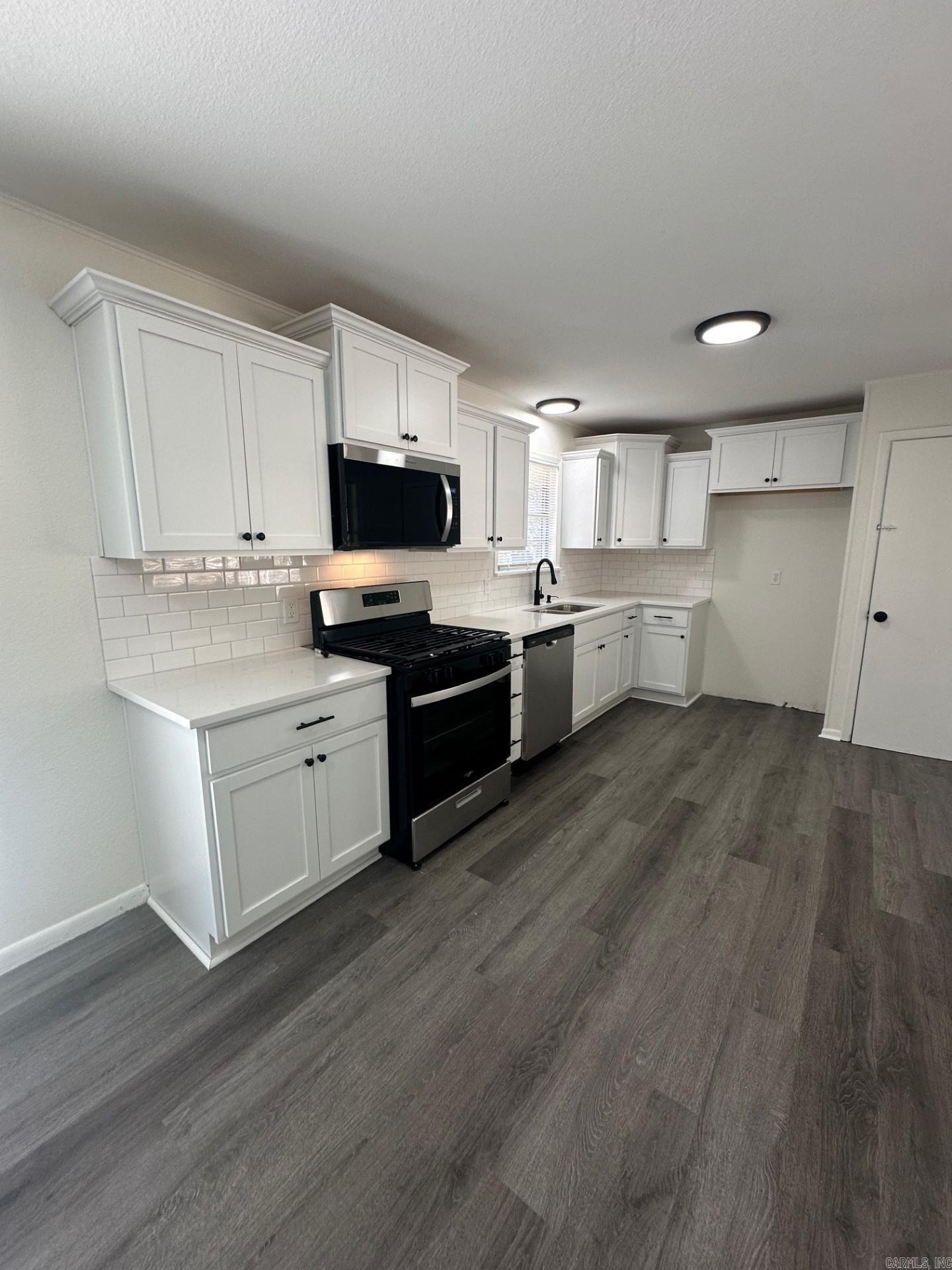 4700 Vine Street Property Photo 14