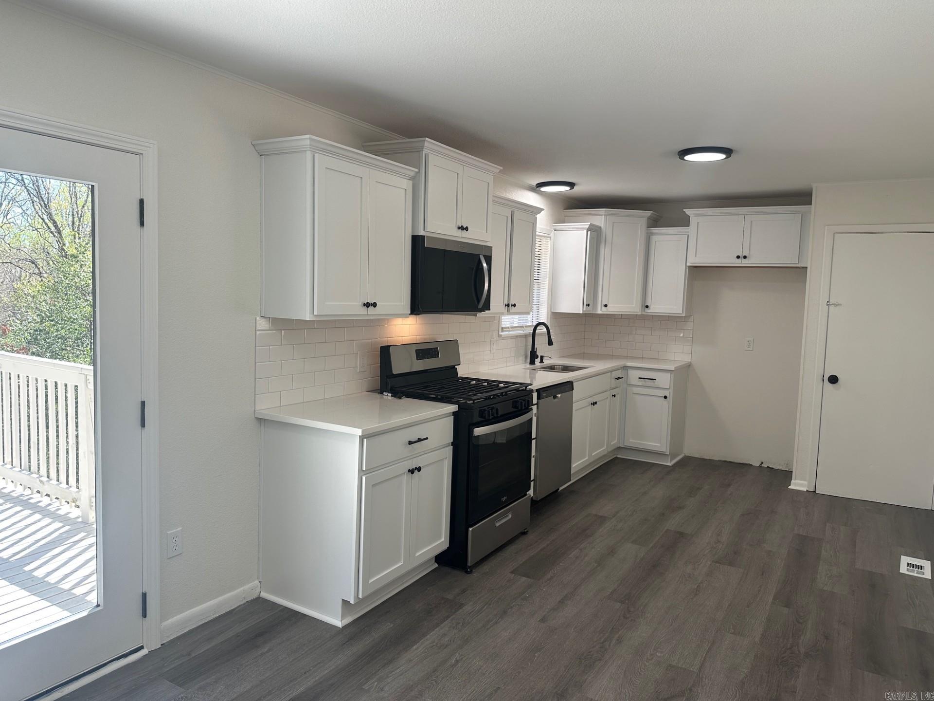 4700 Vine Street Property Photo 17