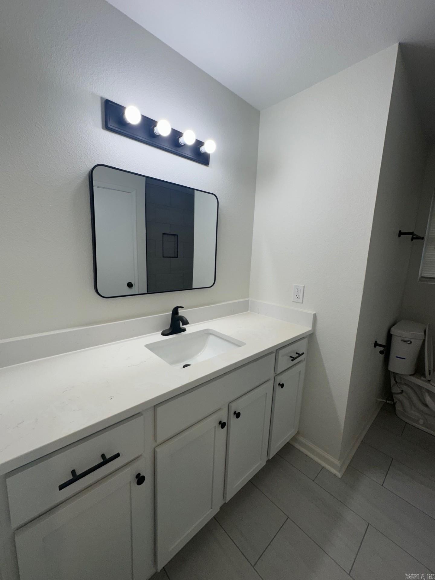 4700 Vine Street Property Photo 24