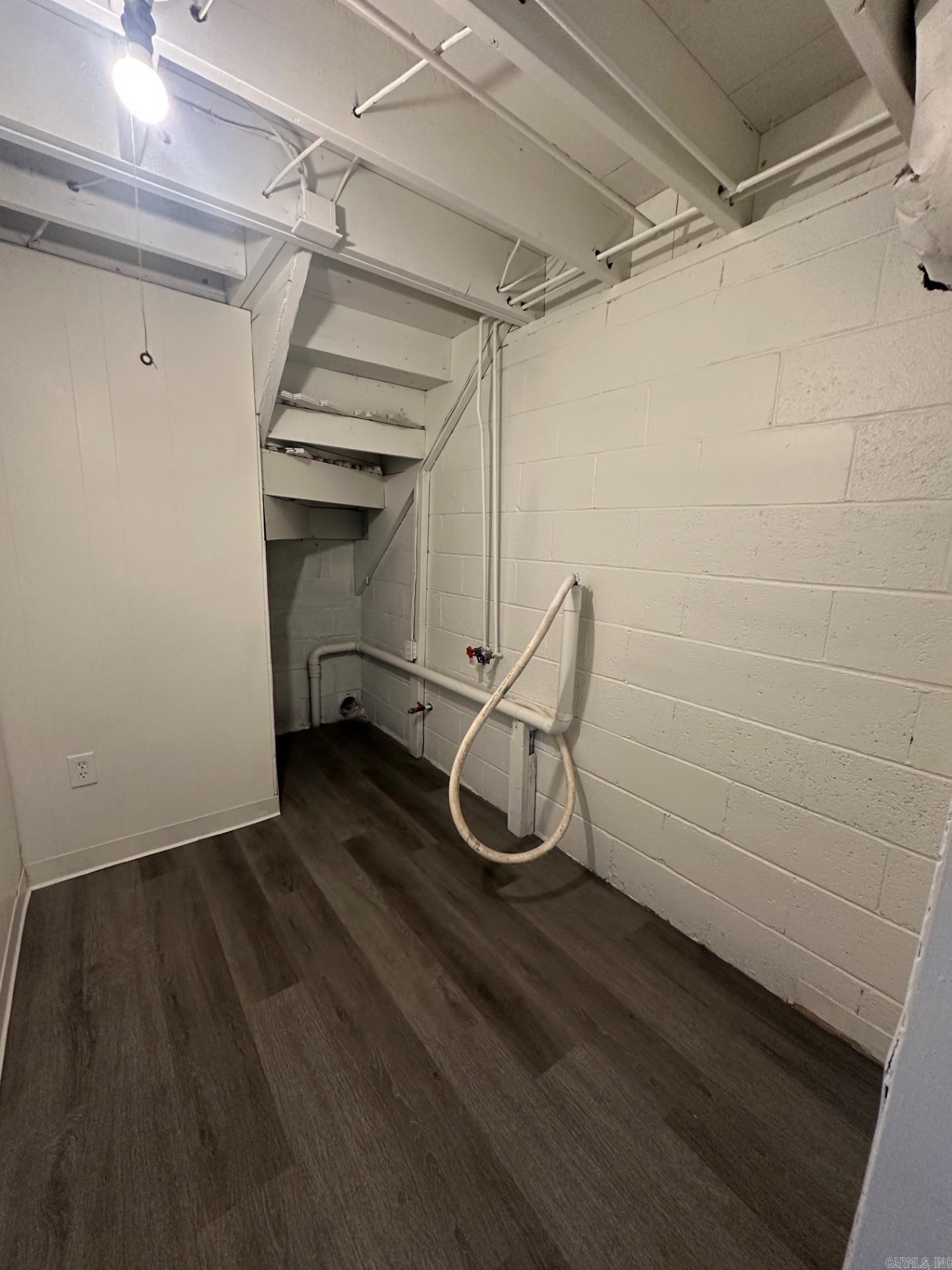 4700 Vine Street Property Photo 32
