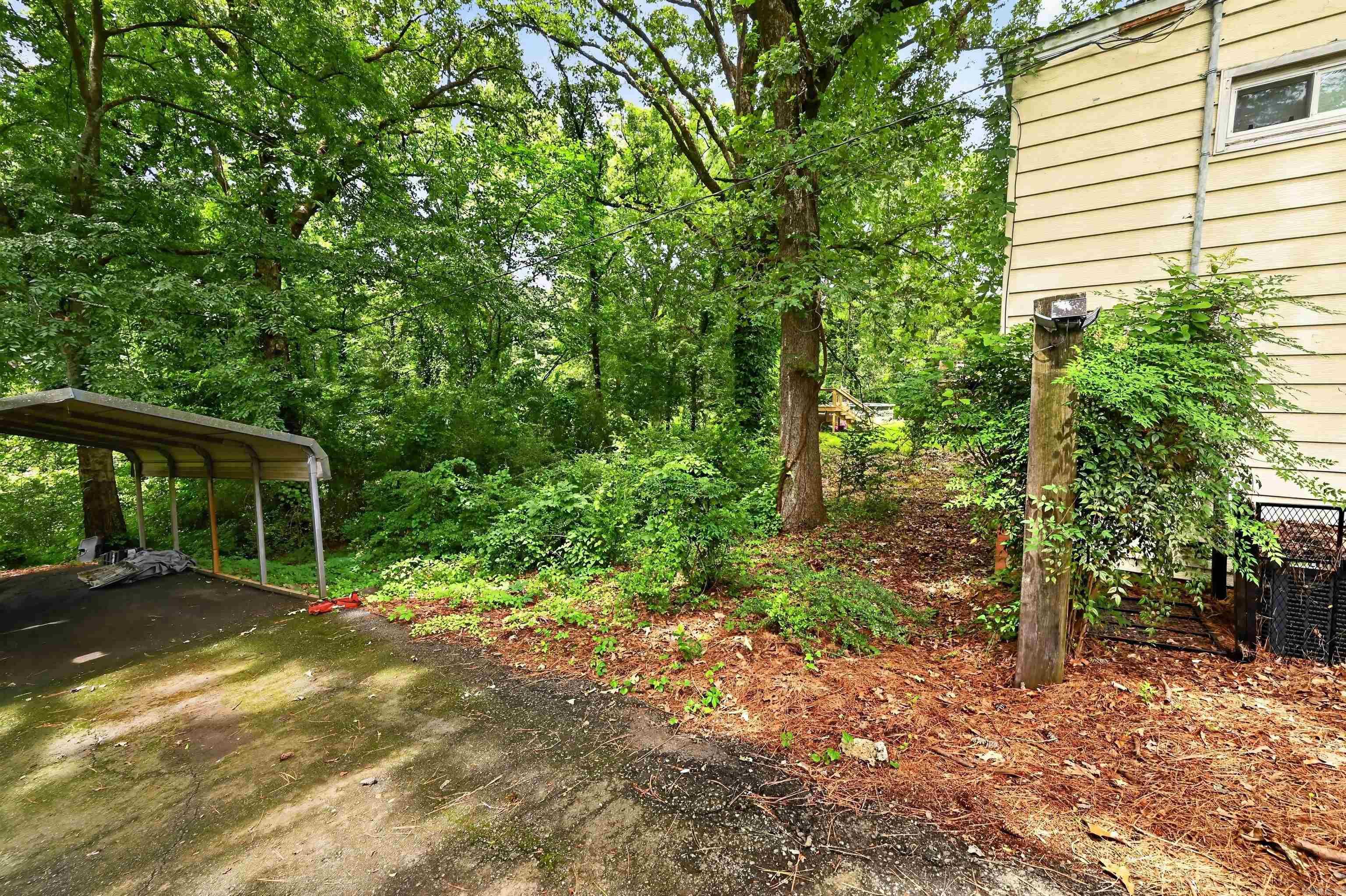 210 Belmont Drive Property Photo 5