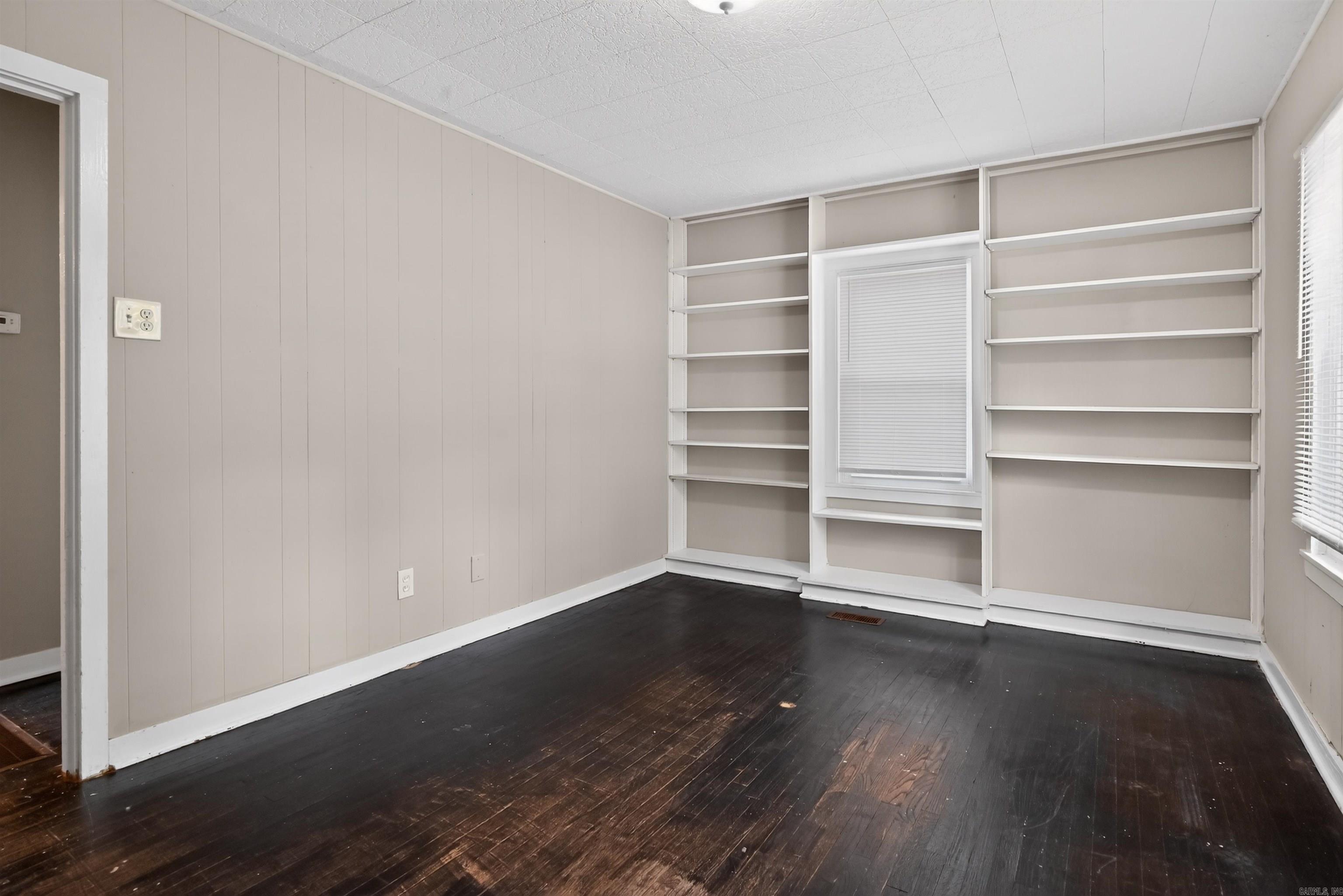 210 Belmont Drive Property Photo 10