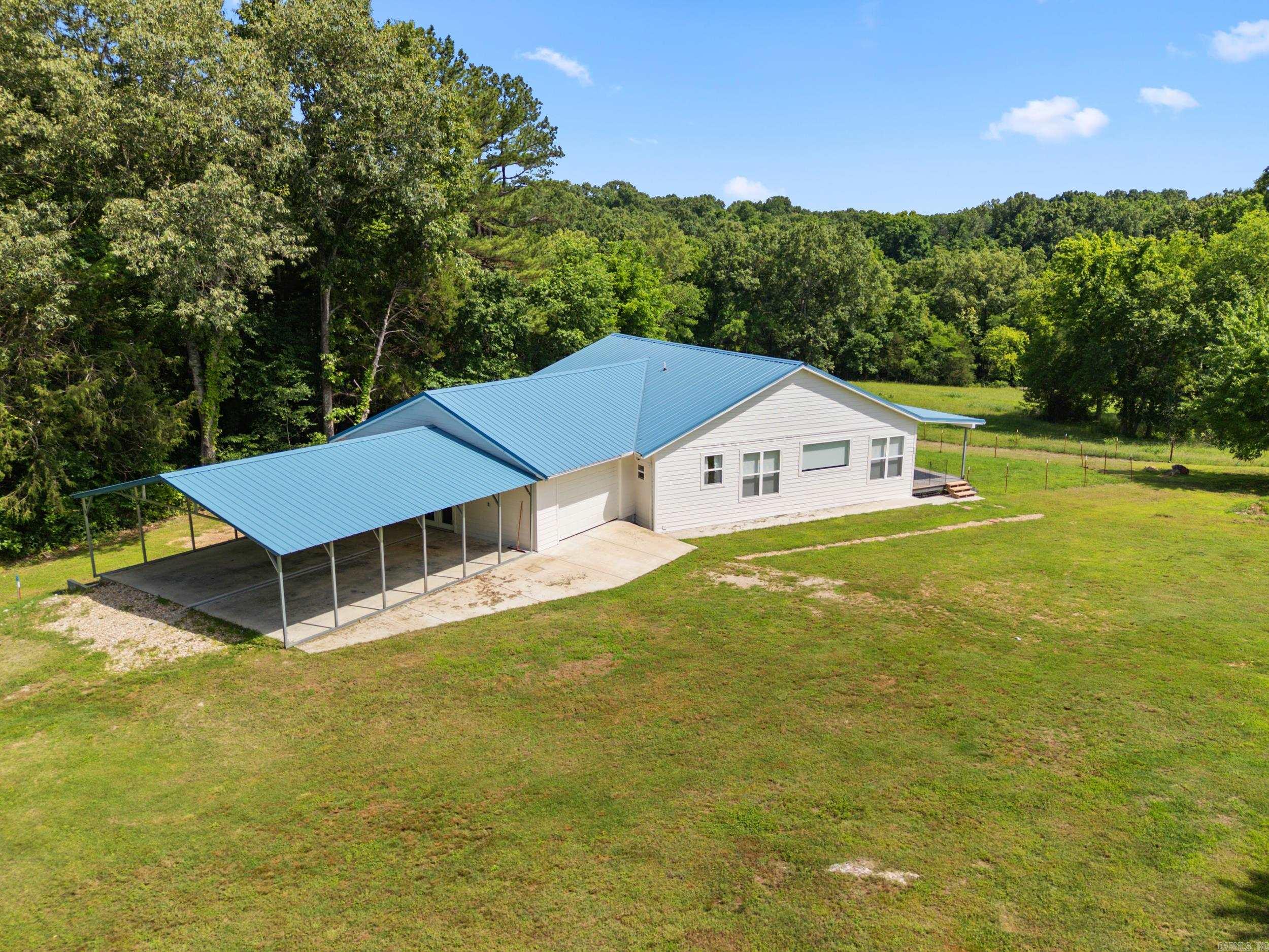 881 Hwy 126 North Property Photo 35