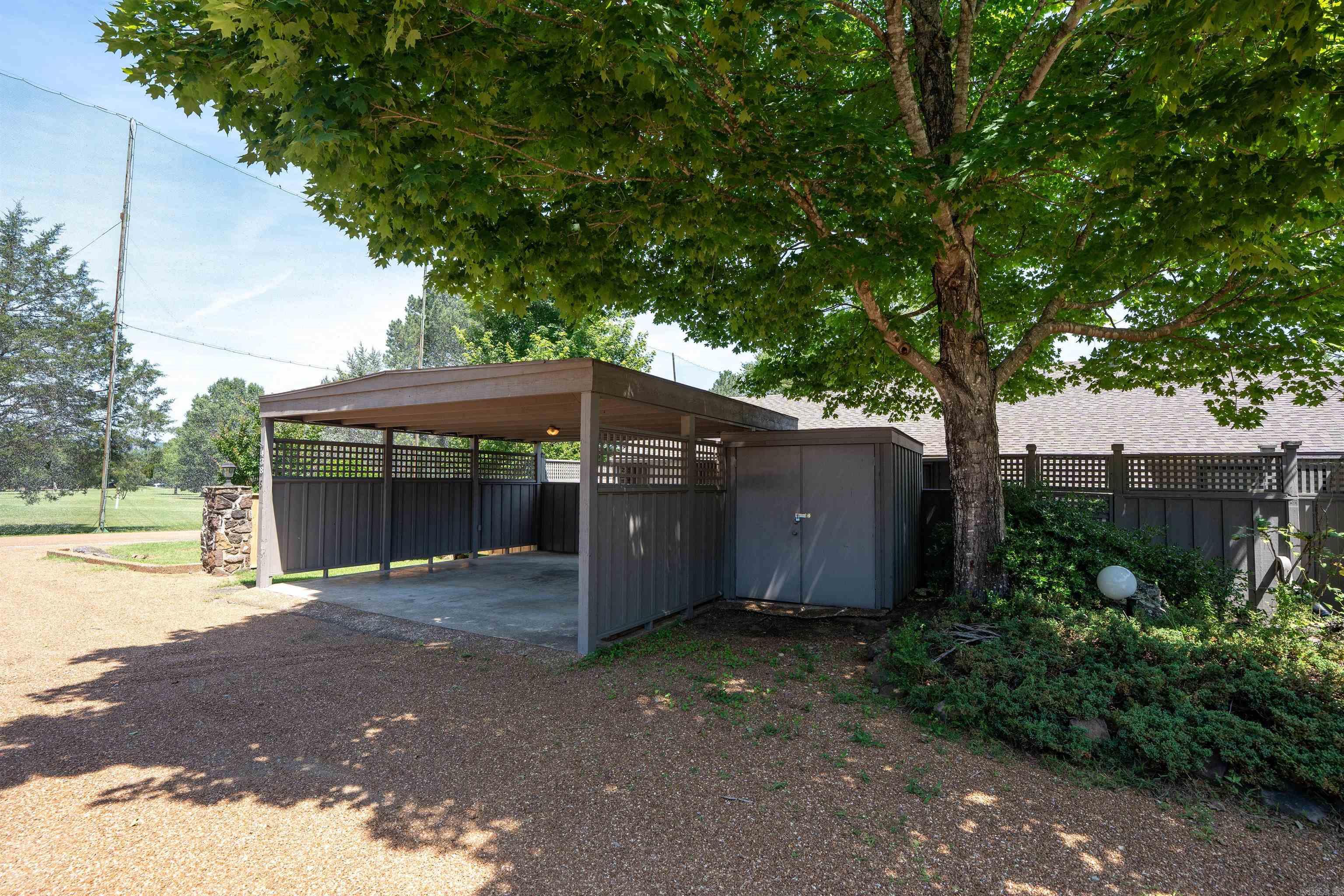 438 Orchard Court Property Photo 7