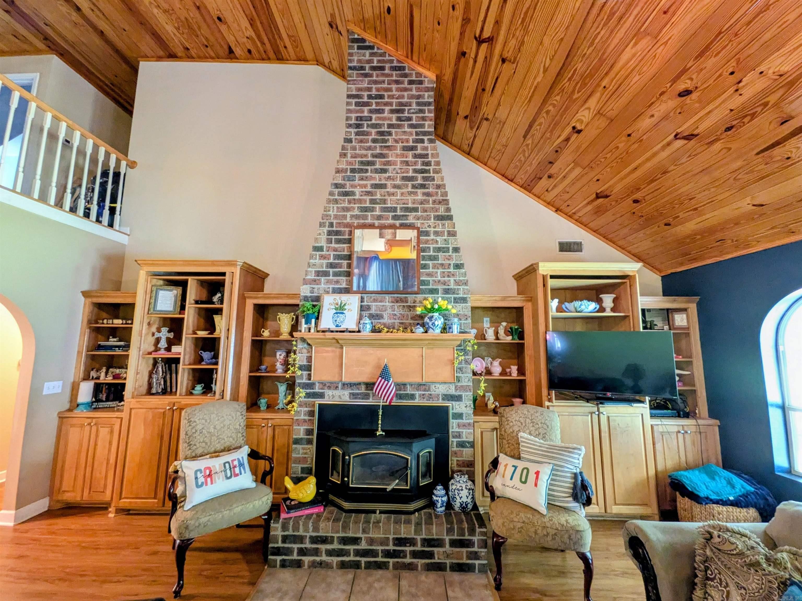 152 Dynamic Property Photo 17