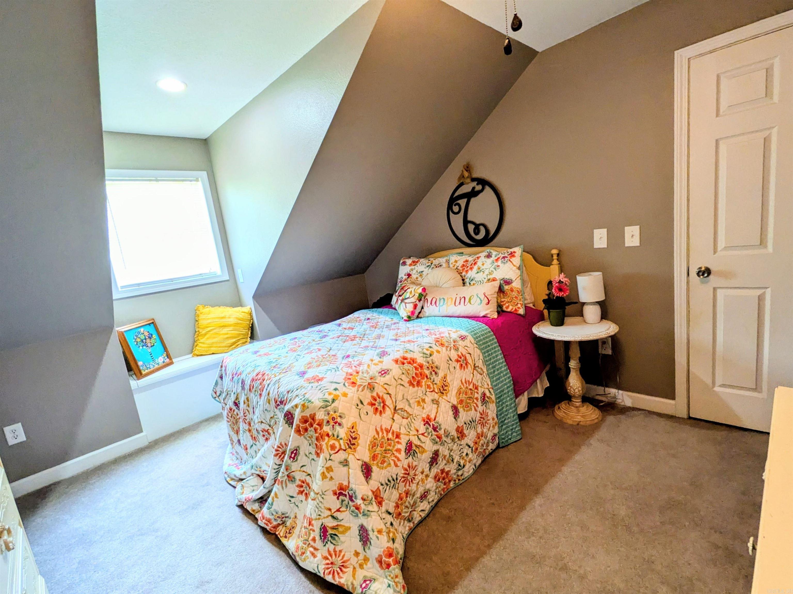 152 Dynamic Property Photo 25