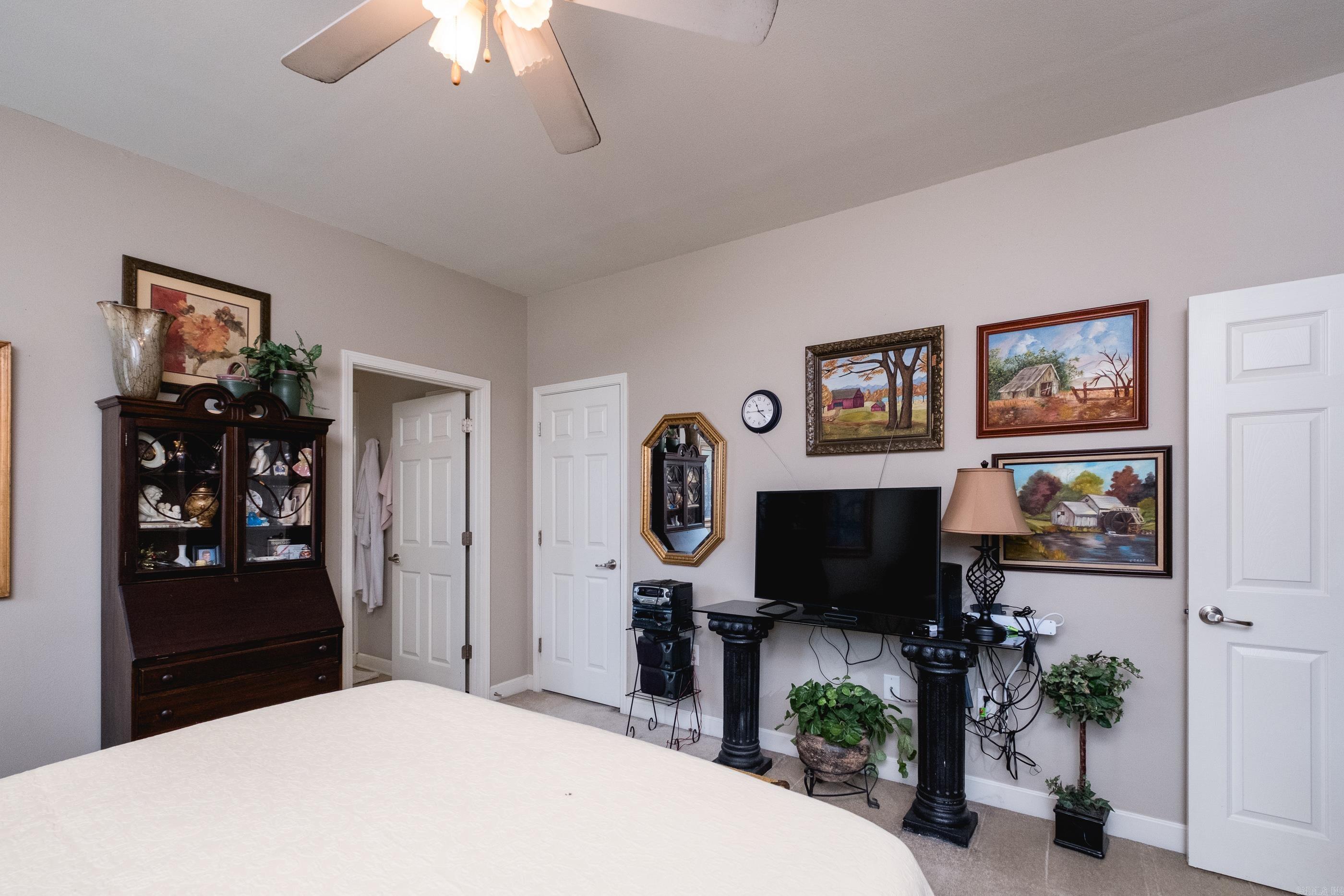 302 Stagecoach Village Property Photo 26