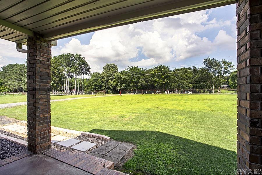 5915 Brister Property Photo 3