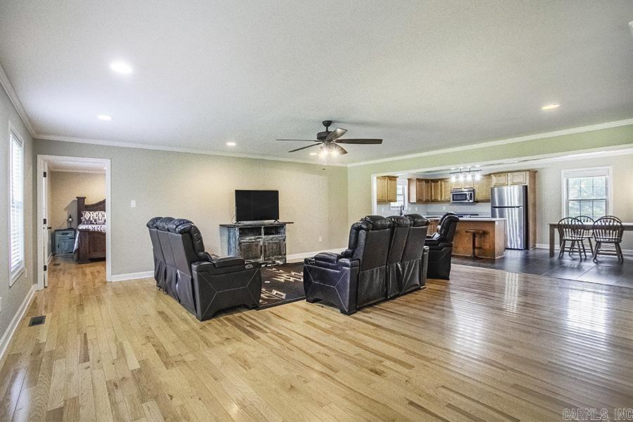 5915 Brister Property Photo 6
