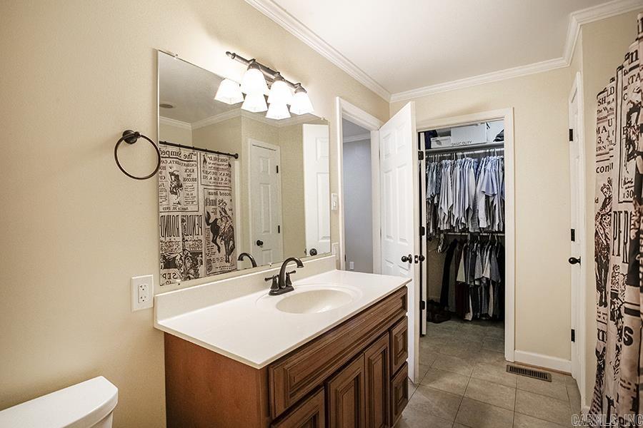 5915 Brister Property Photo 17