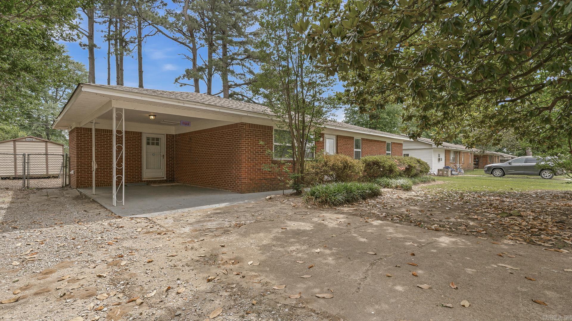 1105 Estelle Property Photo 4