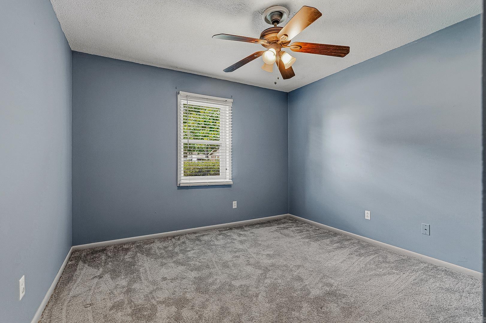 1105 Estelle Property Photo 9