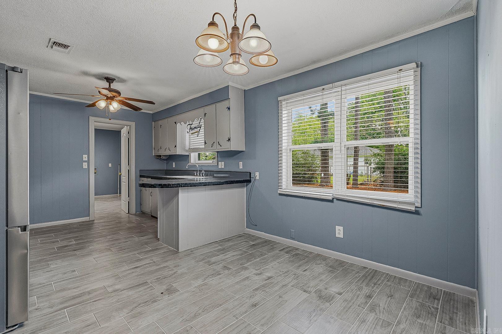 1105 Estelle Property Photo 11