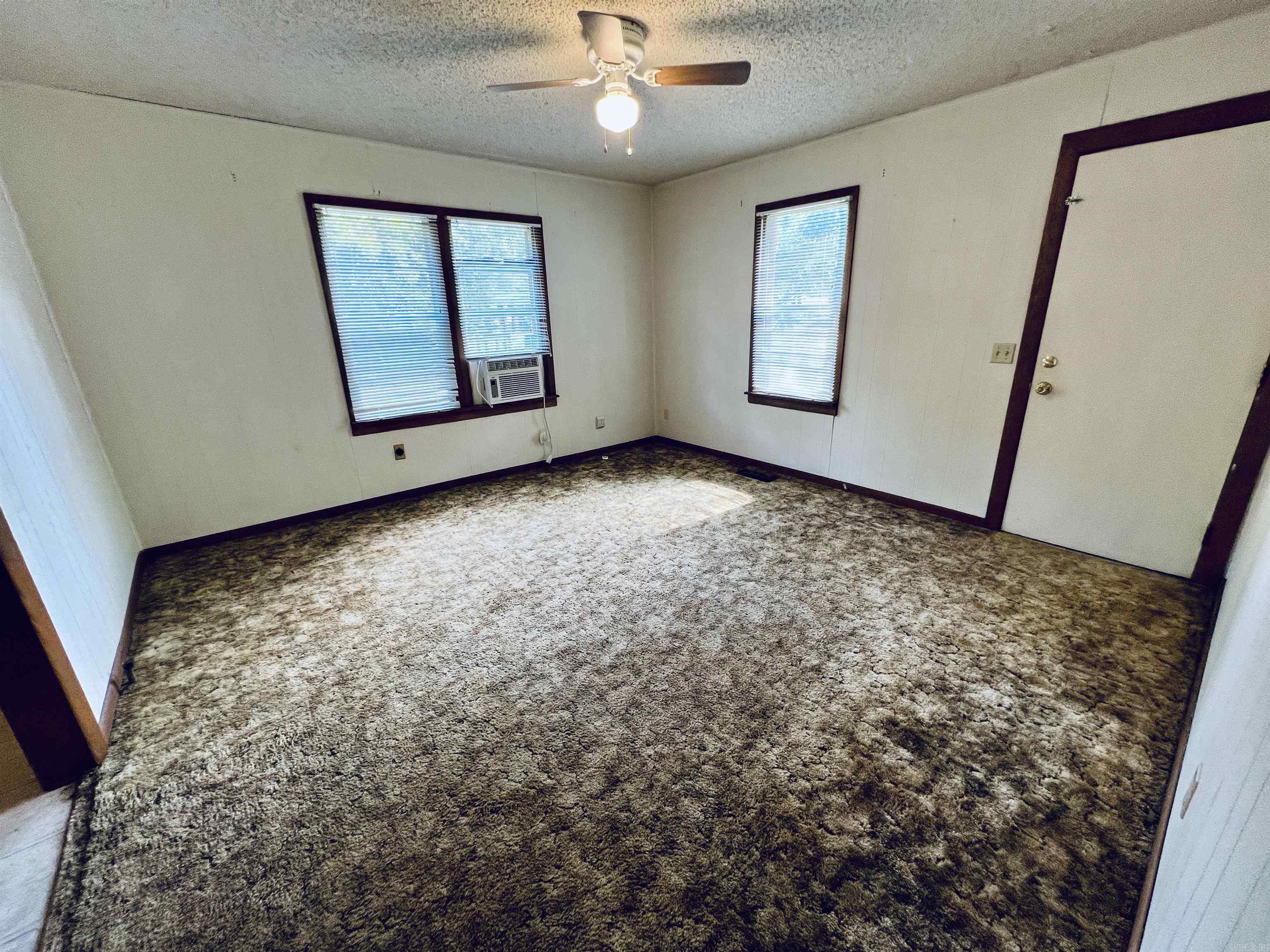 1628 Potts Street Property Photo 9