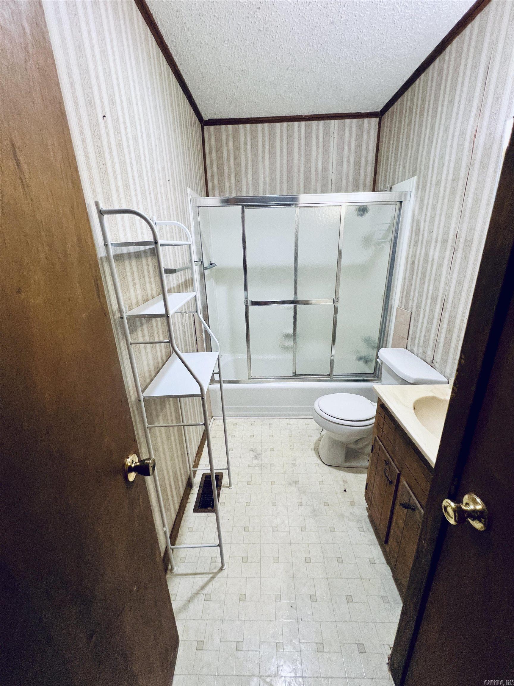 1628 Potts Street Property Photo 10