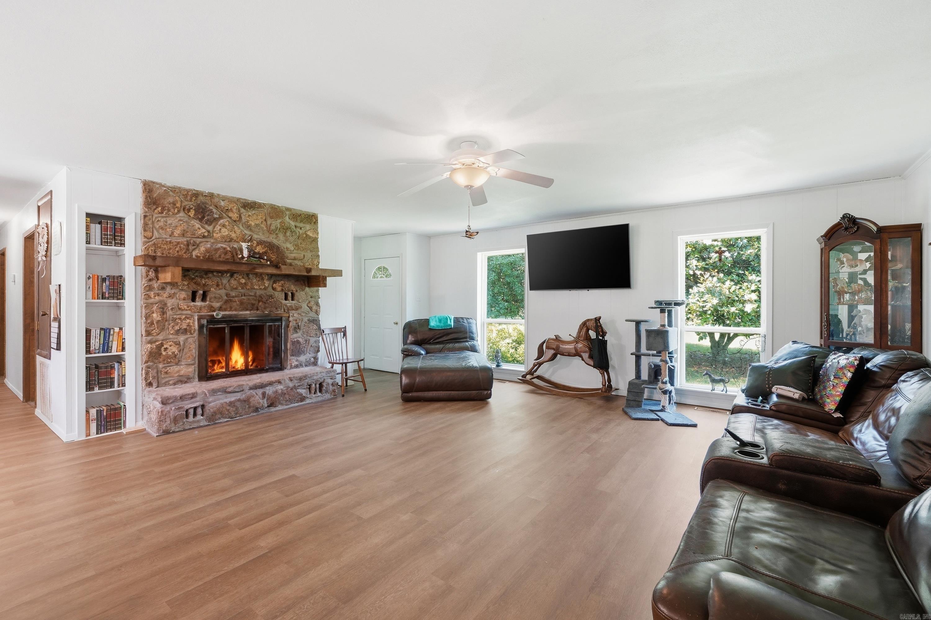 390 Wood Vine Trail Property Photo 15