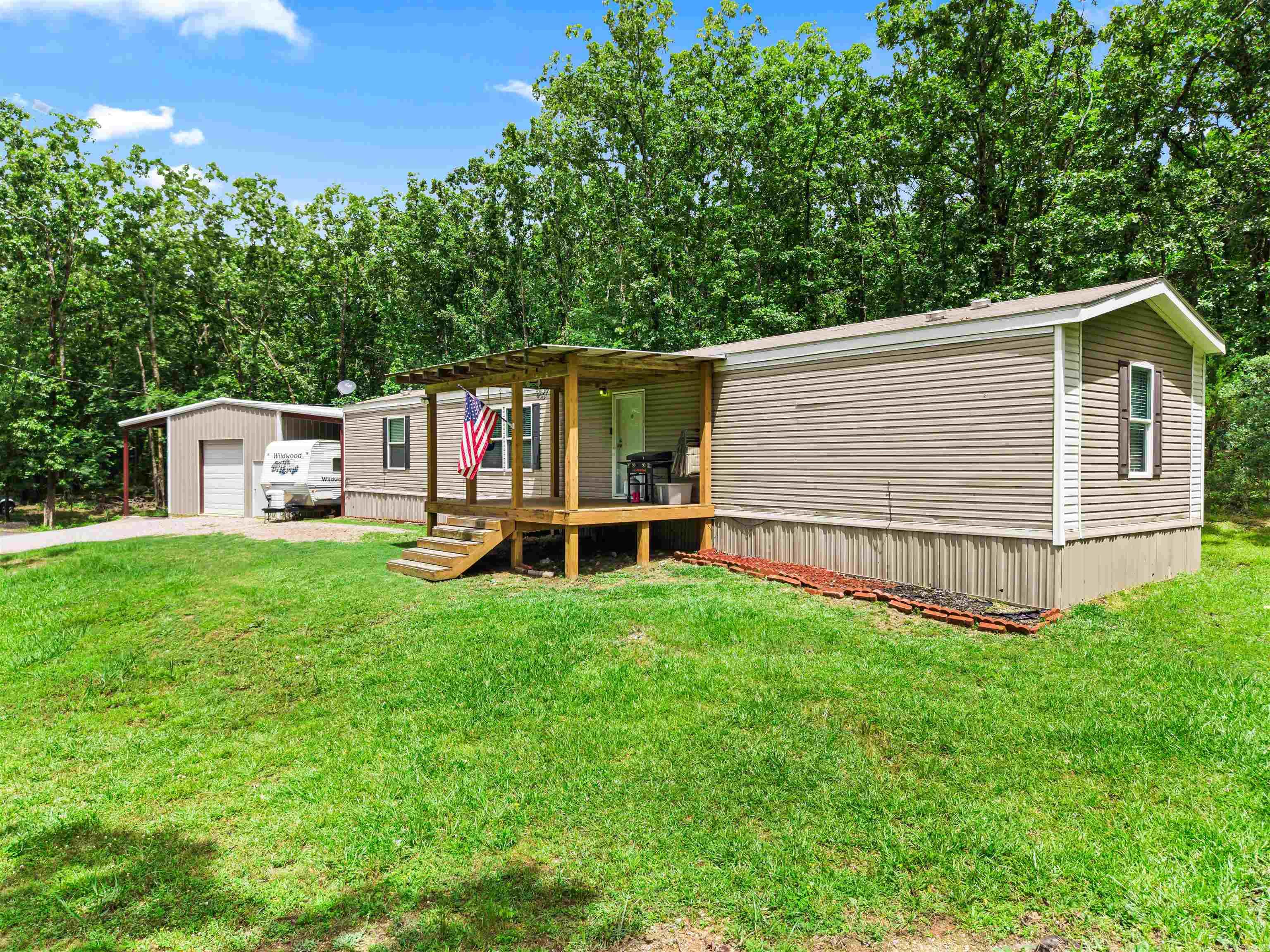 264 Meeks Loop Property Photo 1