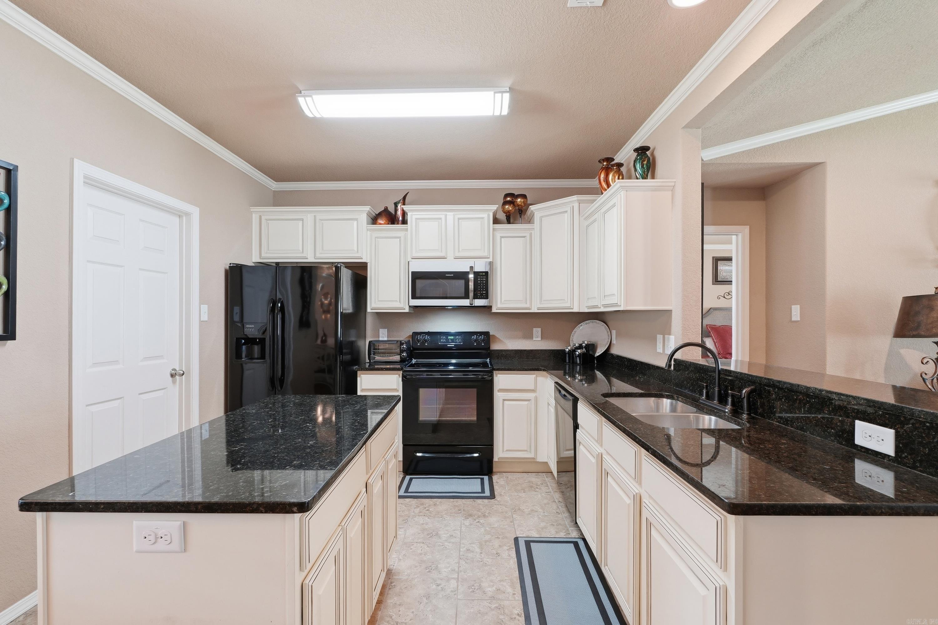 1107 Crossing Loop Property Photo 14