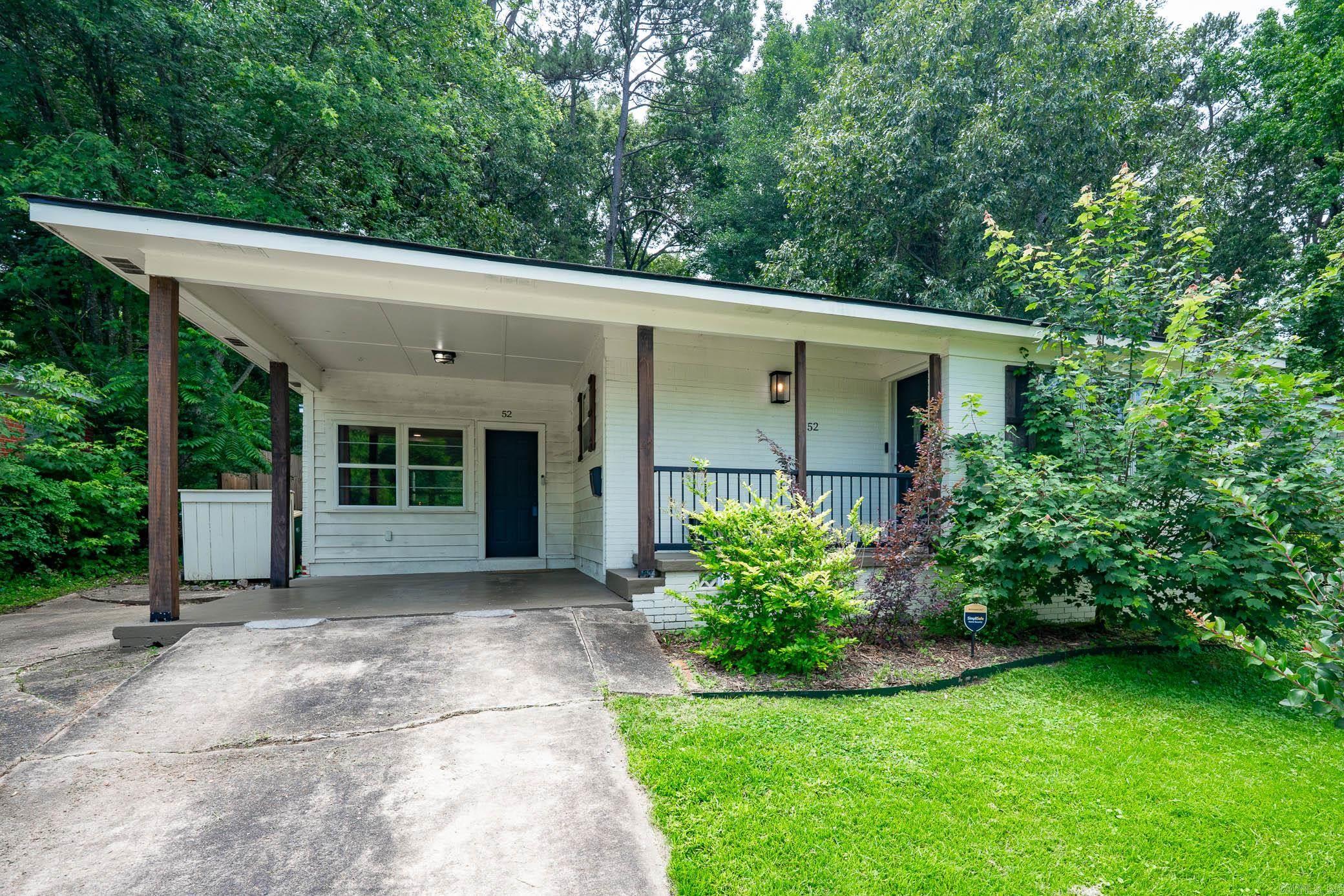 52 Berkshire Drive Property Photo 1