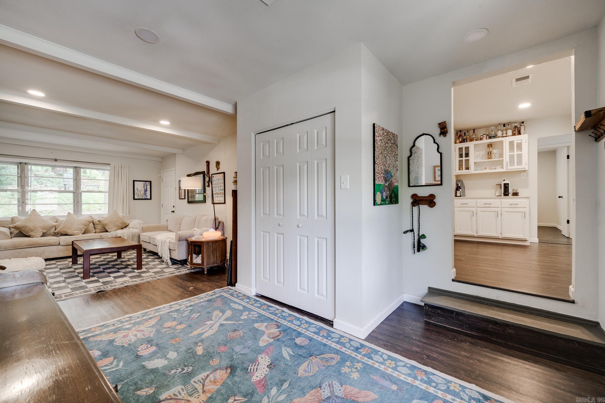 52 Berkshire Drive Property Photo 13