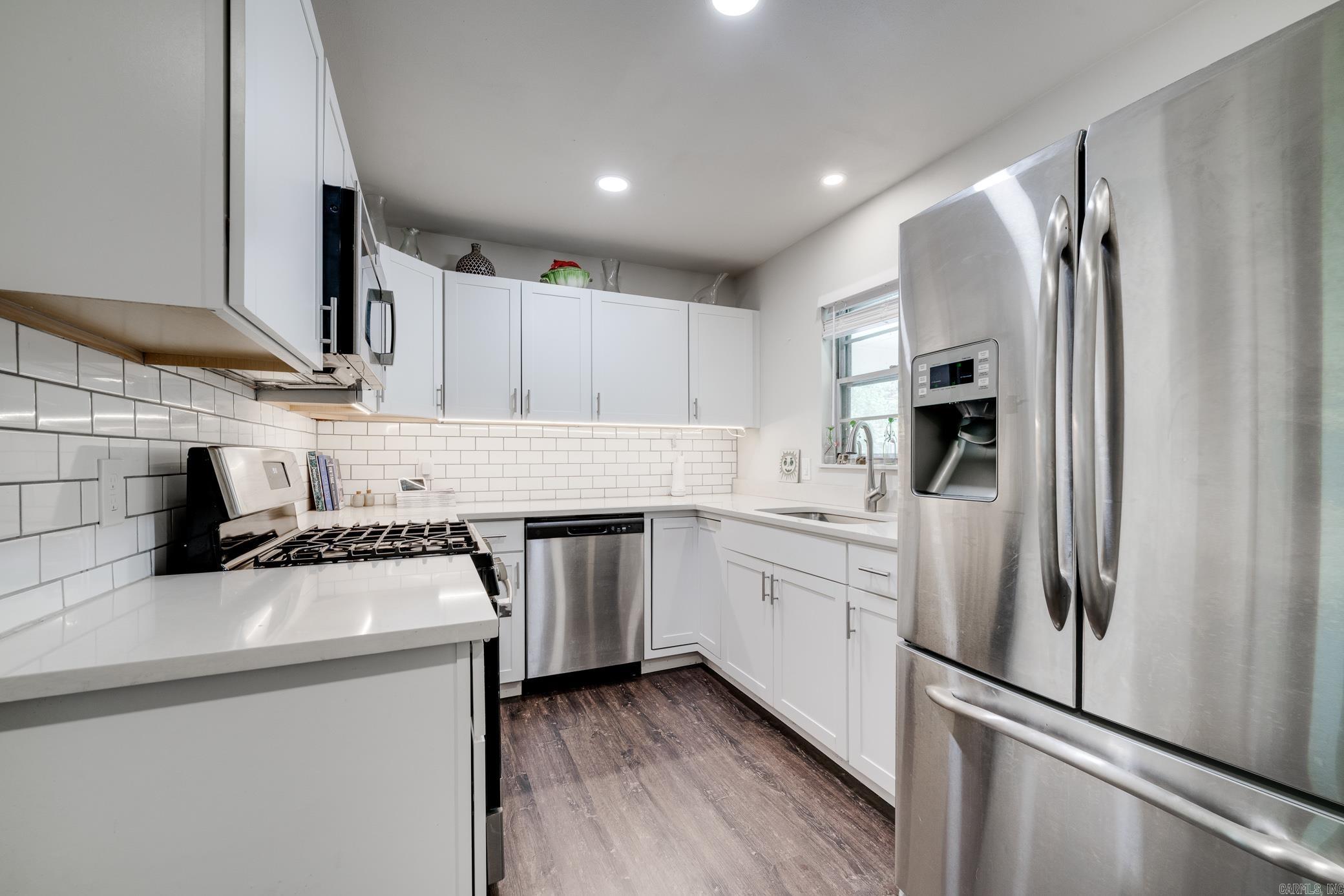 52 Berkshire Drive Property Photo 15