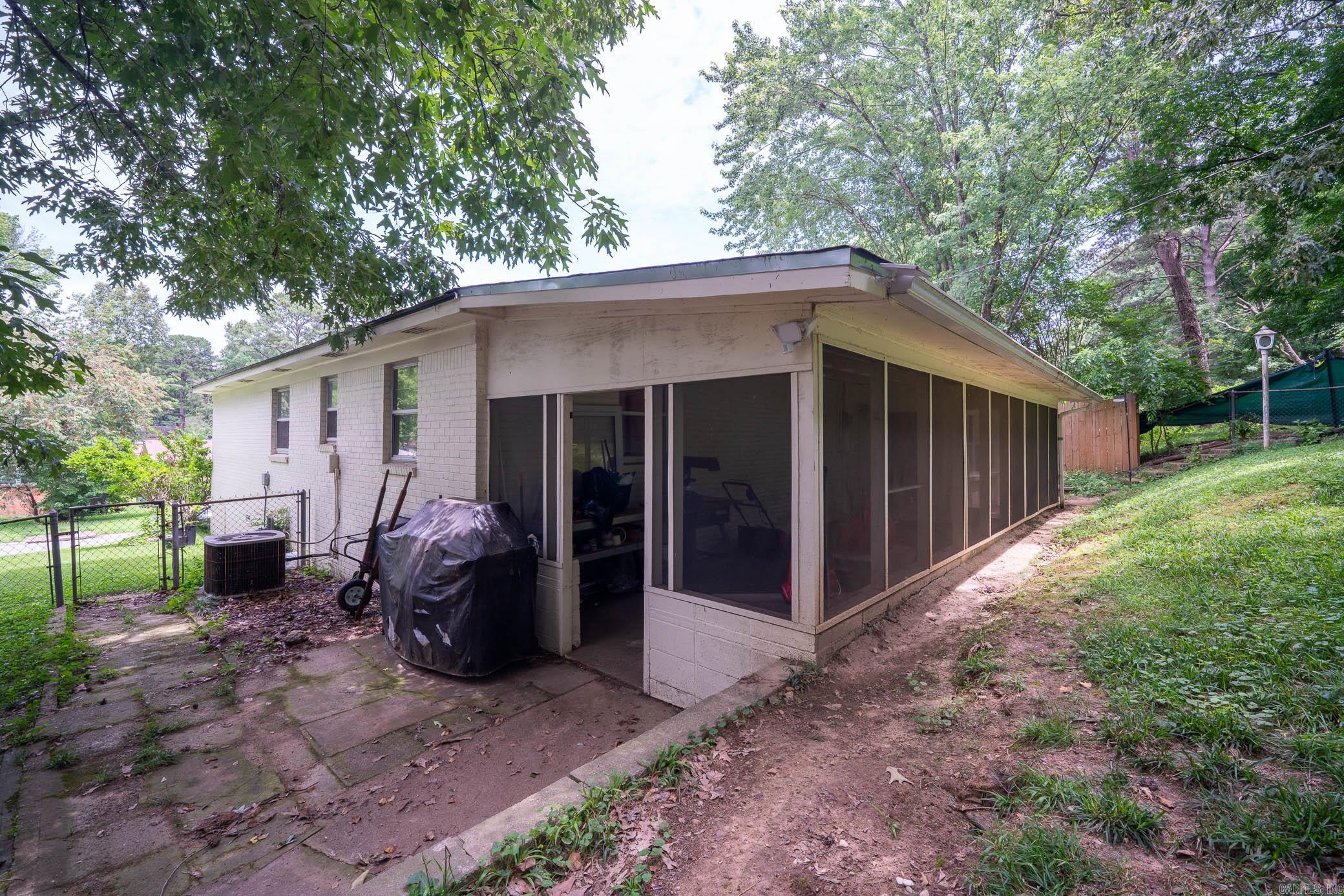 52 Berkshire Drive Property Photo 35