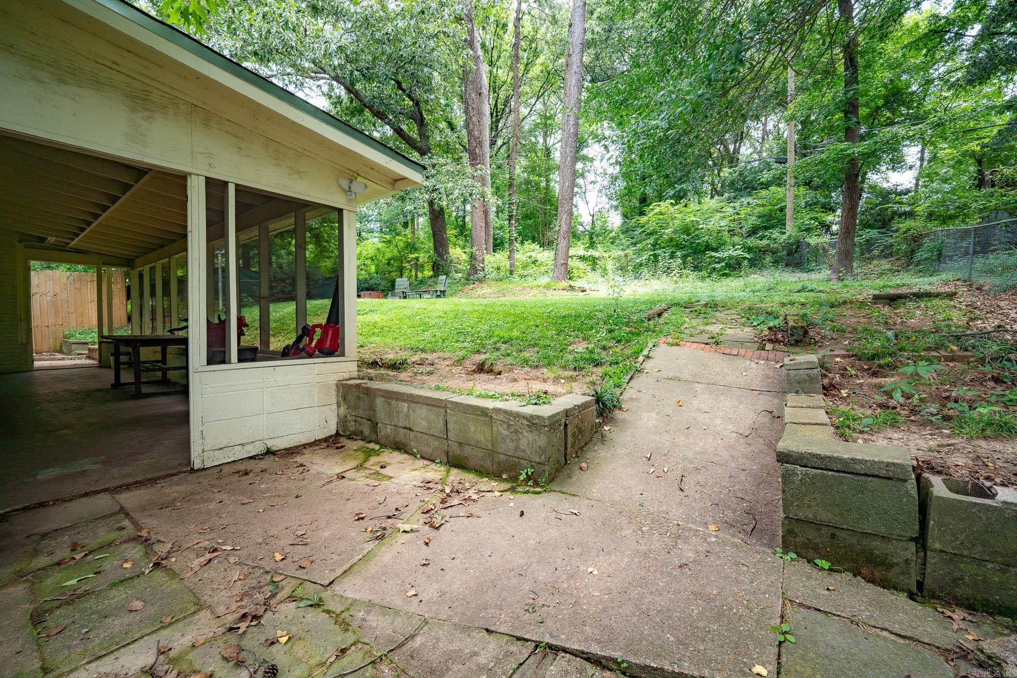 52 Berkshire Drive Property Photo 40
