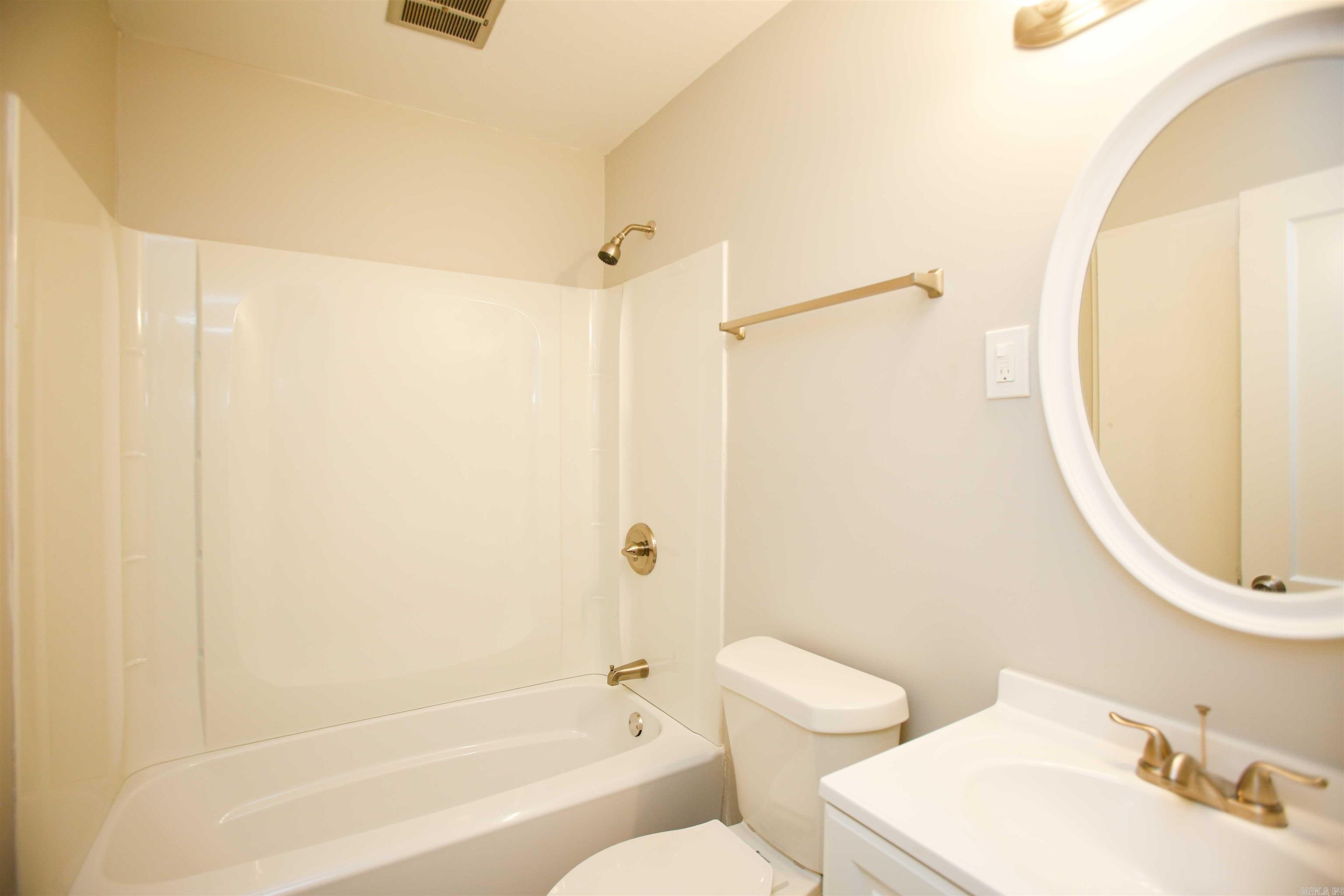 514 Middle Street Property Photo 10