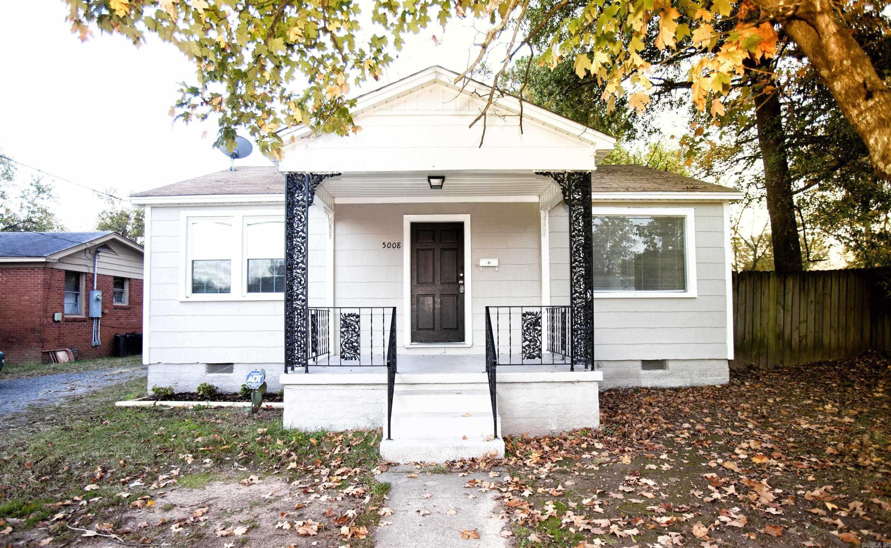 5008 Lynch Drive Property Photo 1