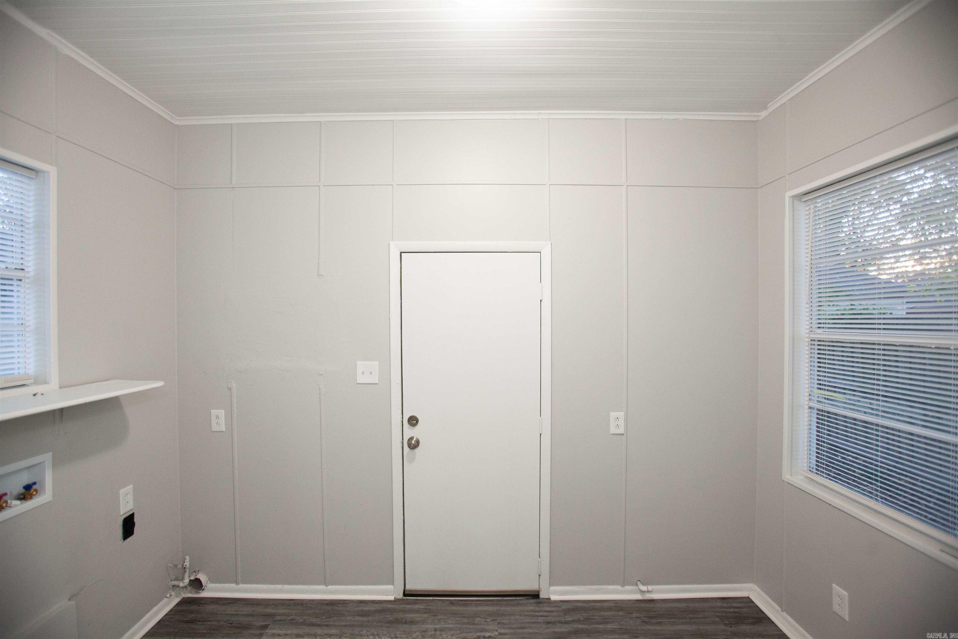 5008 Lynch Drive Property Photo 14