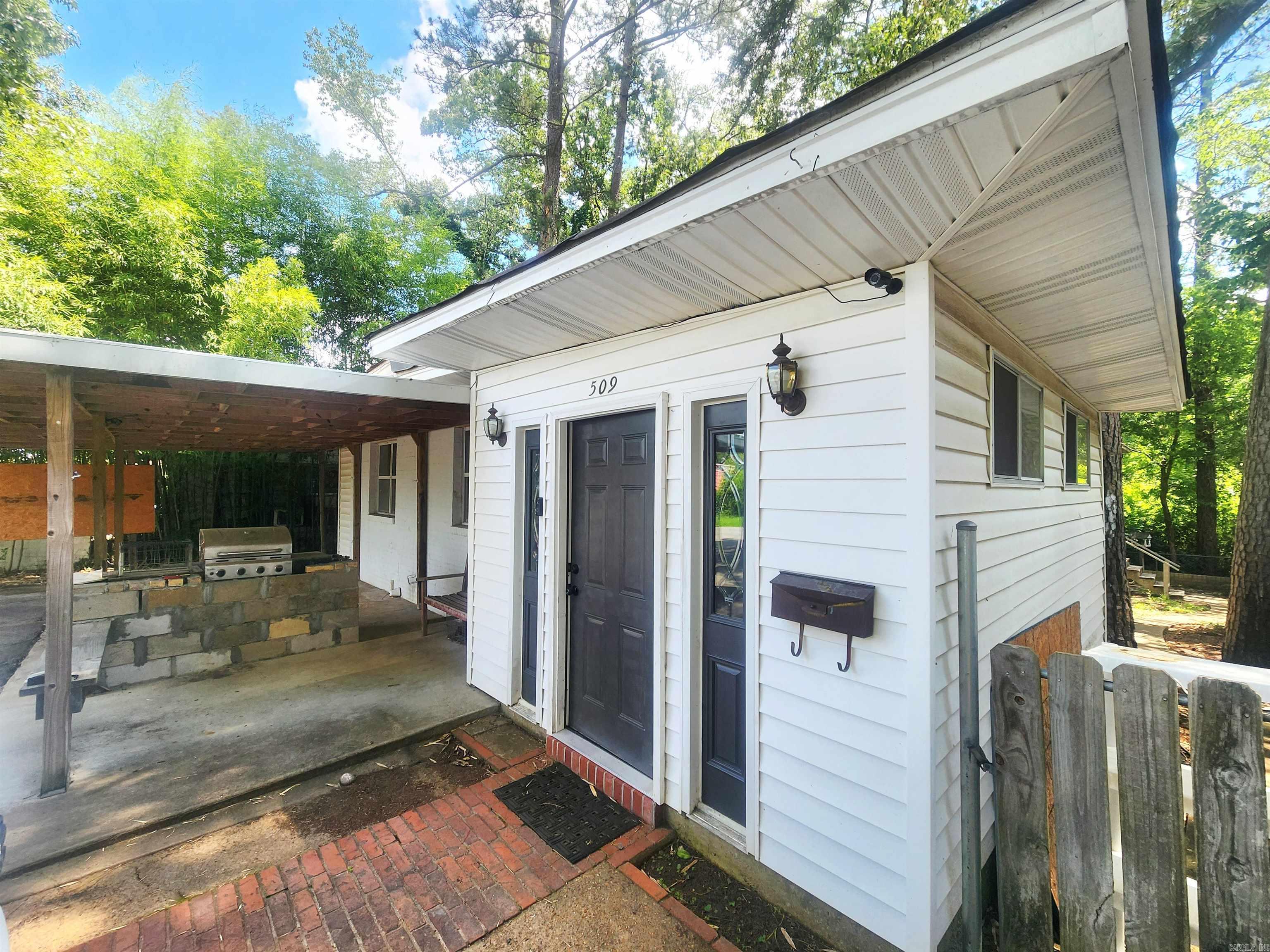 509 Cherry Lane Property Photo 1